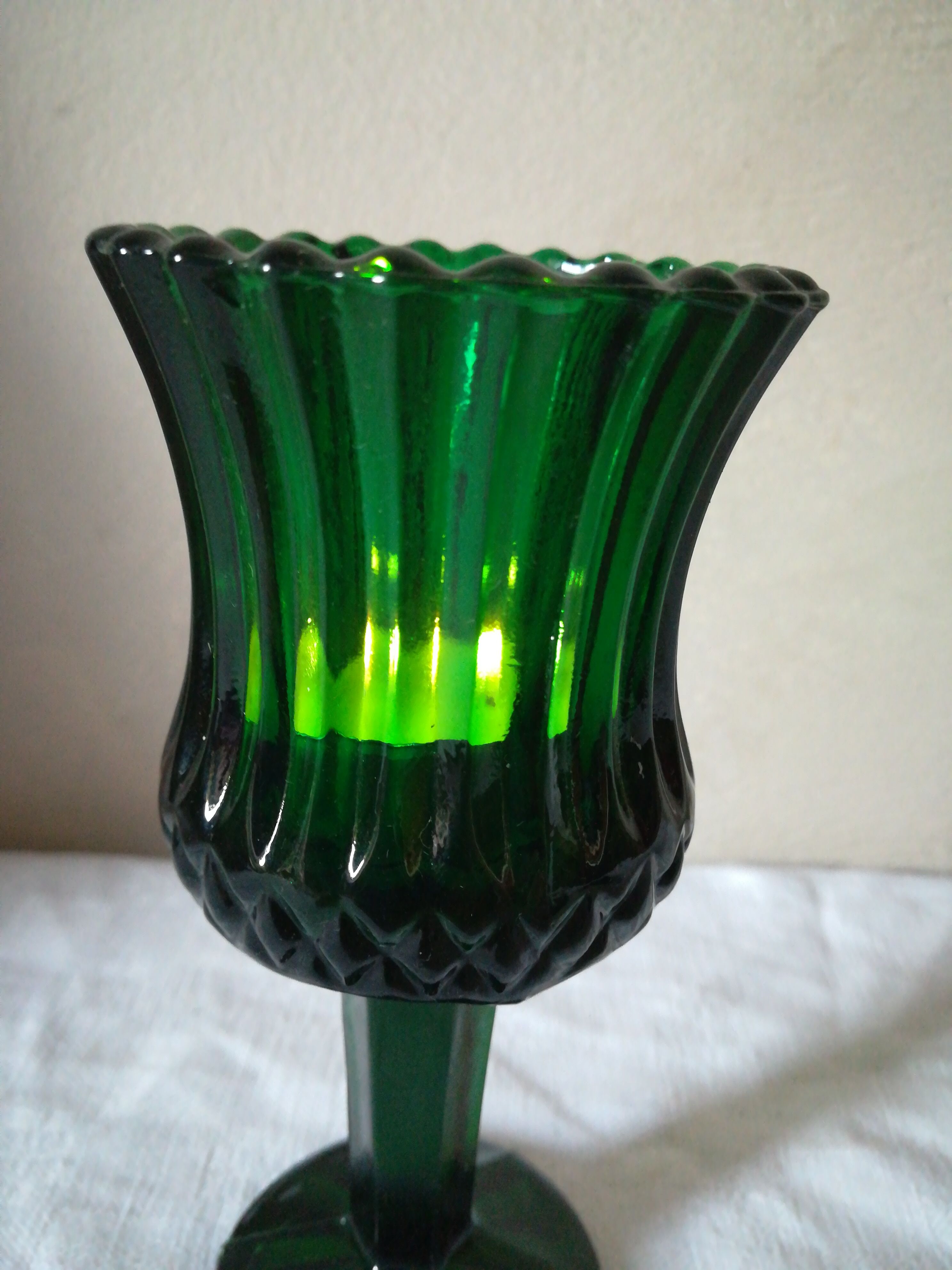 Emerald glass photophore