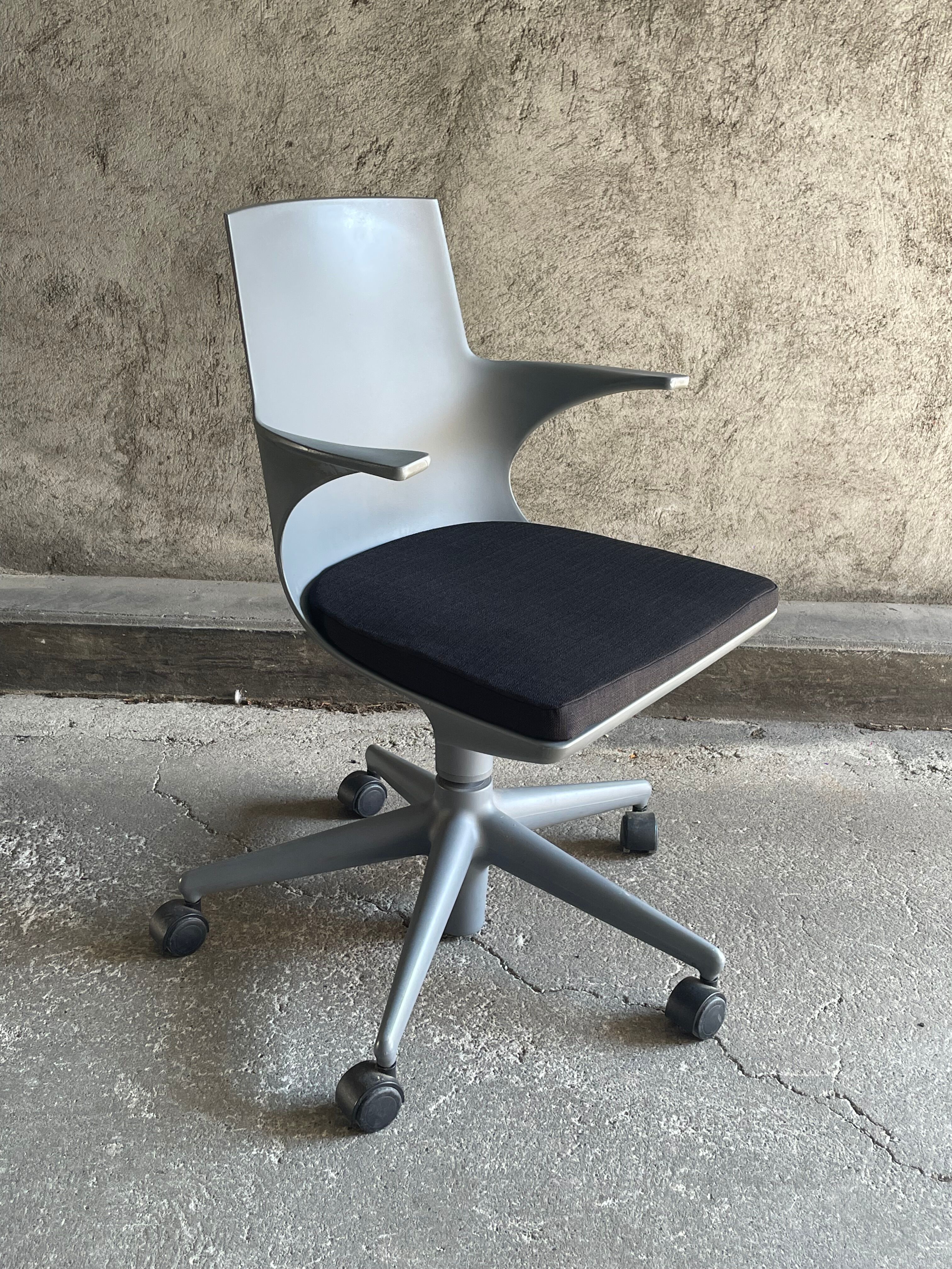 Kartell Spoon office chair