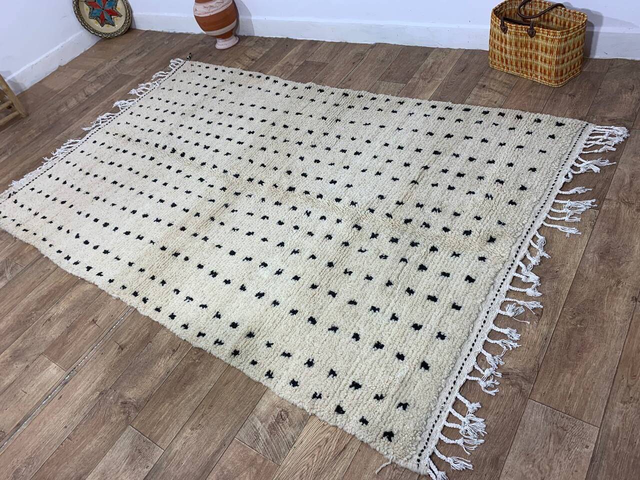 Handmade polka dot Berber rug 250 X 150 CM