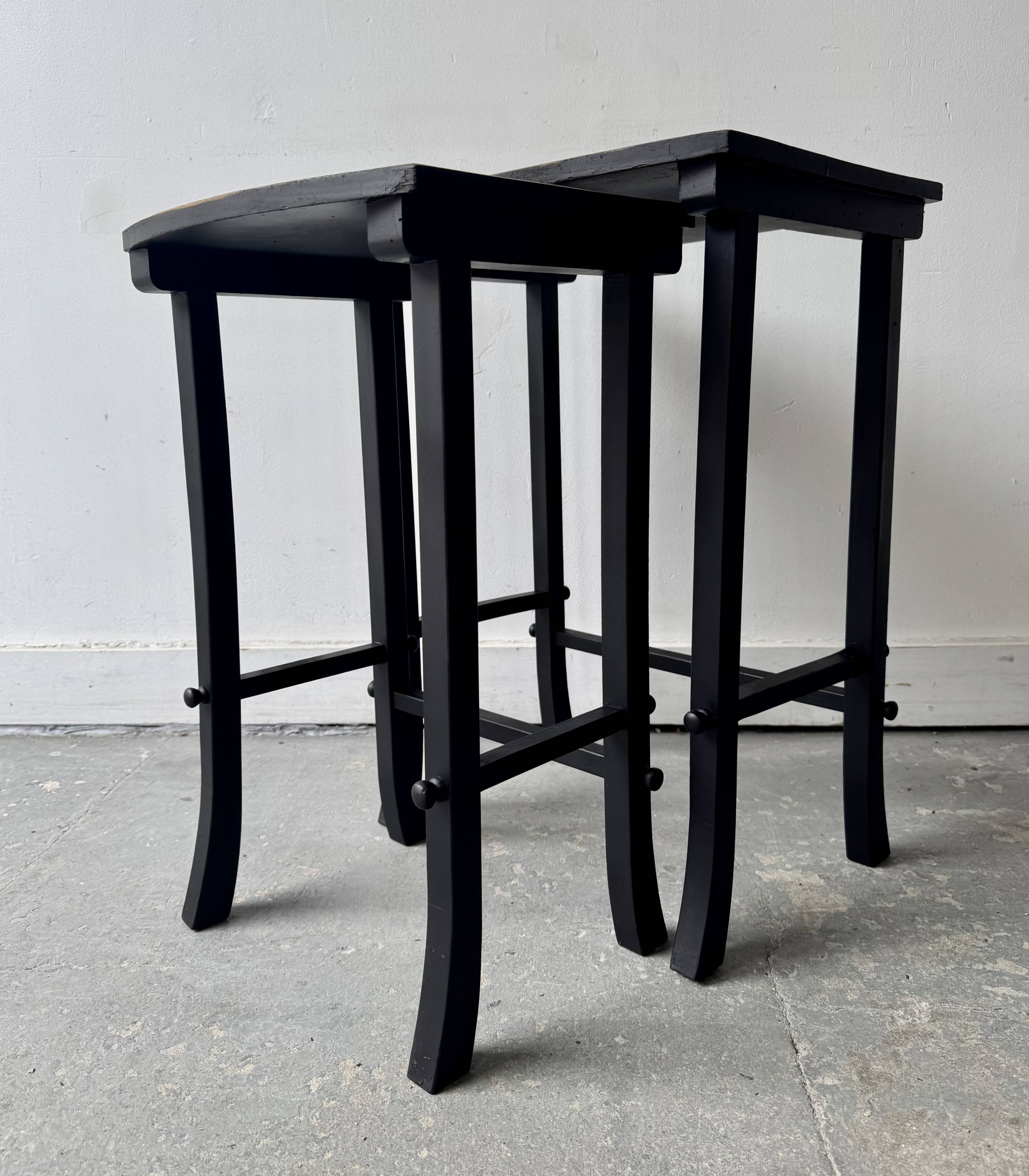 Ensemble de tables gigognes vintage