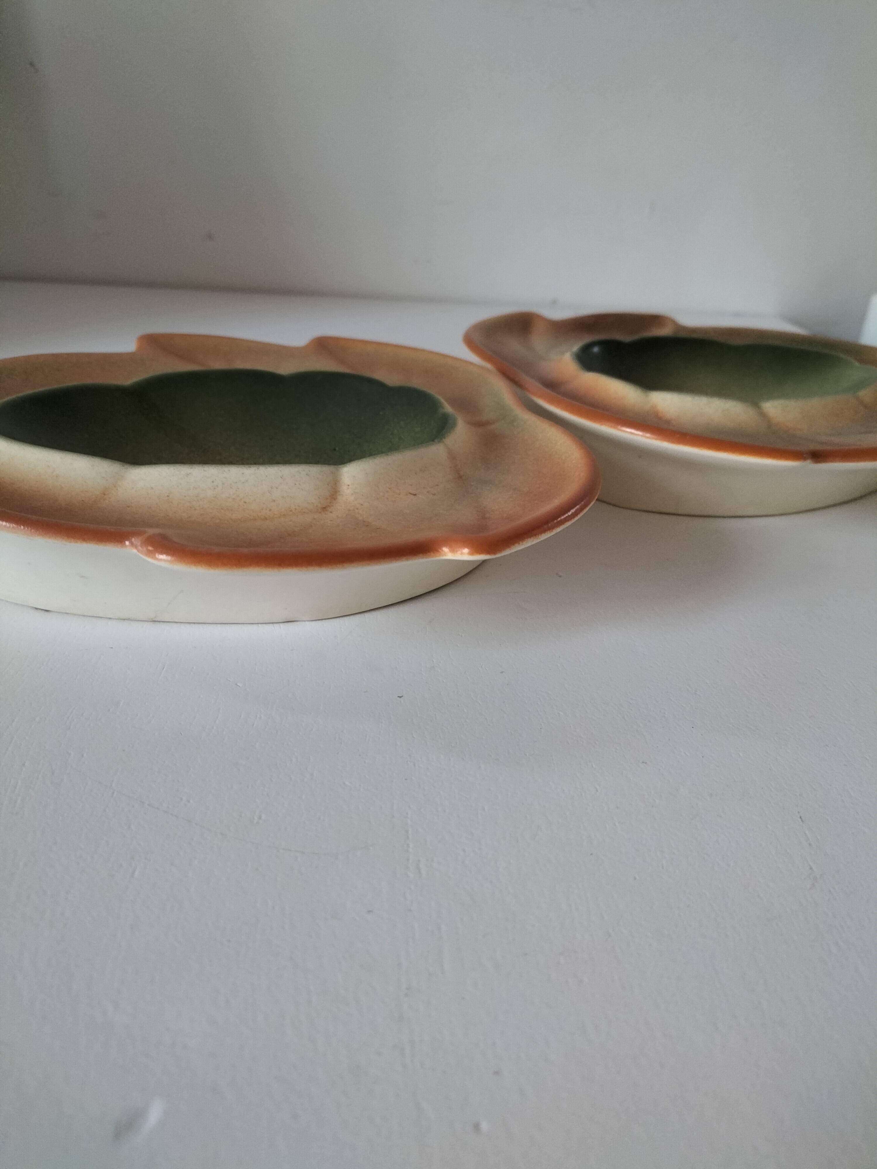 Two biomorphic bowls Salins France moss green 1950s