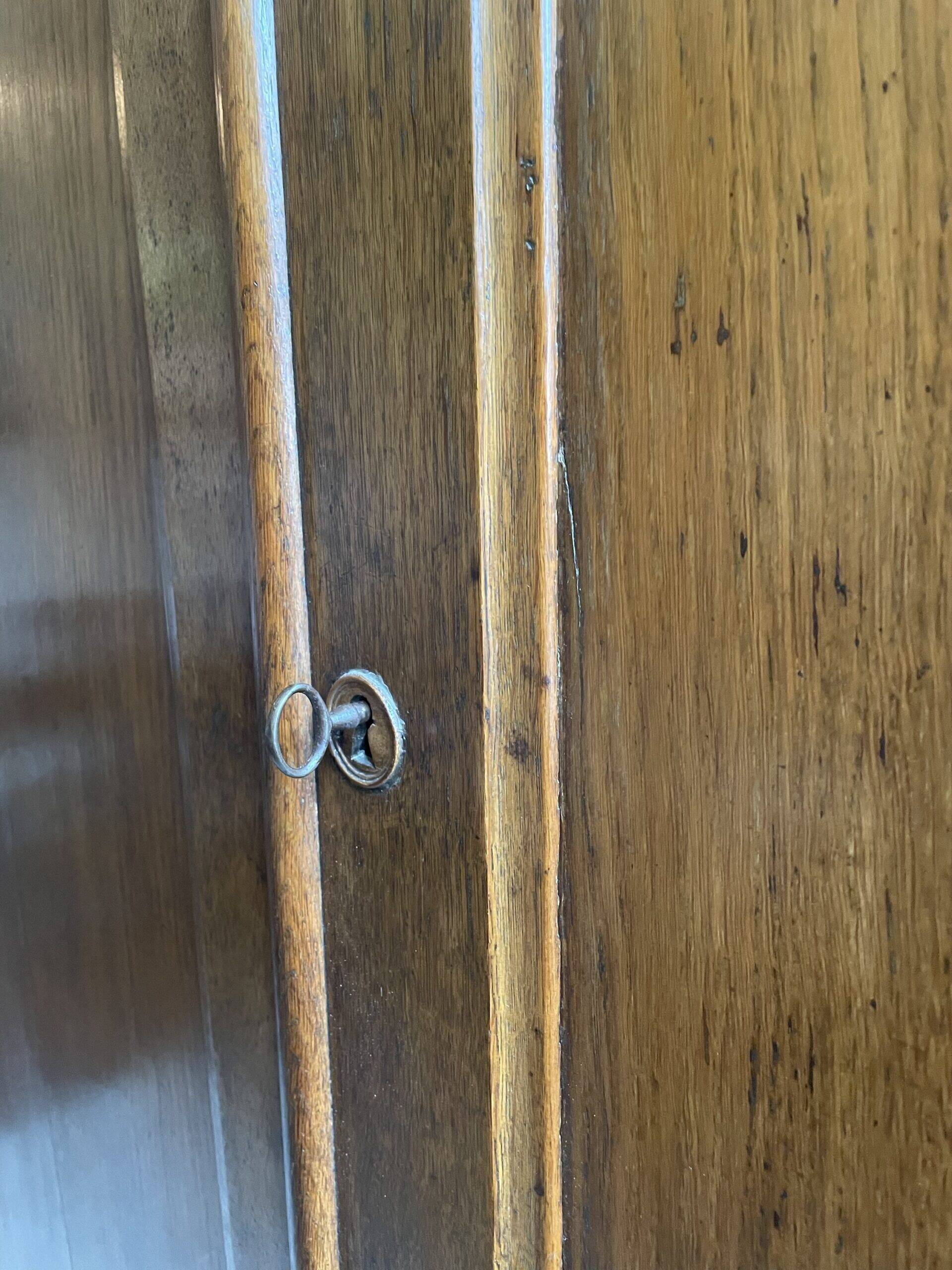 Louis Philippe wardrobe