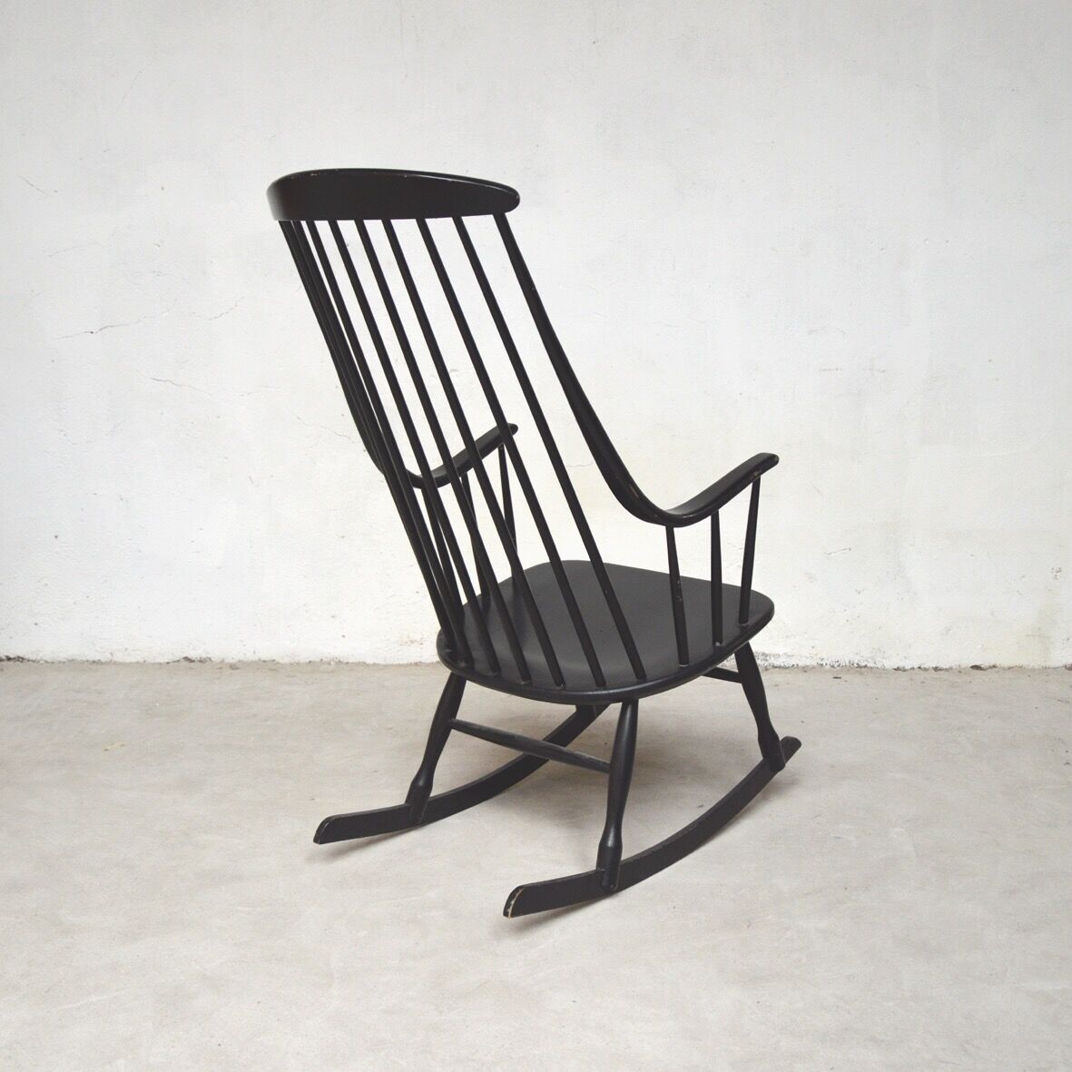 Rocking-chair Grandessa by Lena Larsson for Nesto
