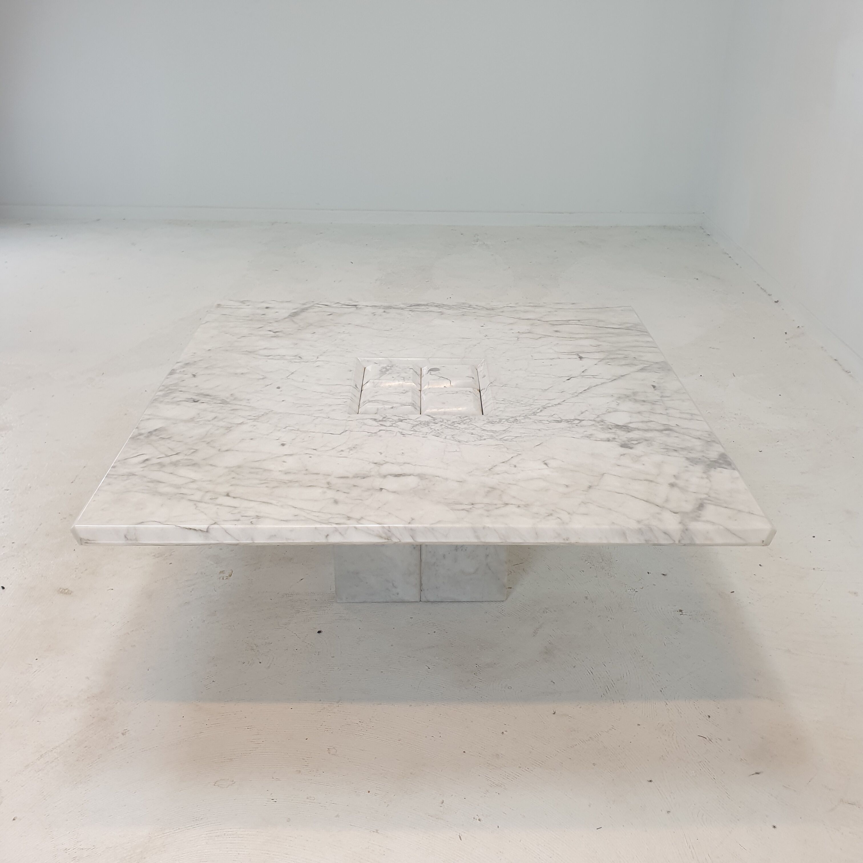 Italian Carrara Marble Coffee Table, 1990's