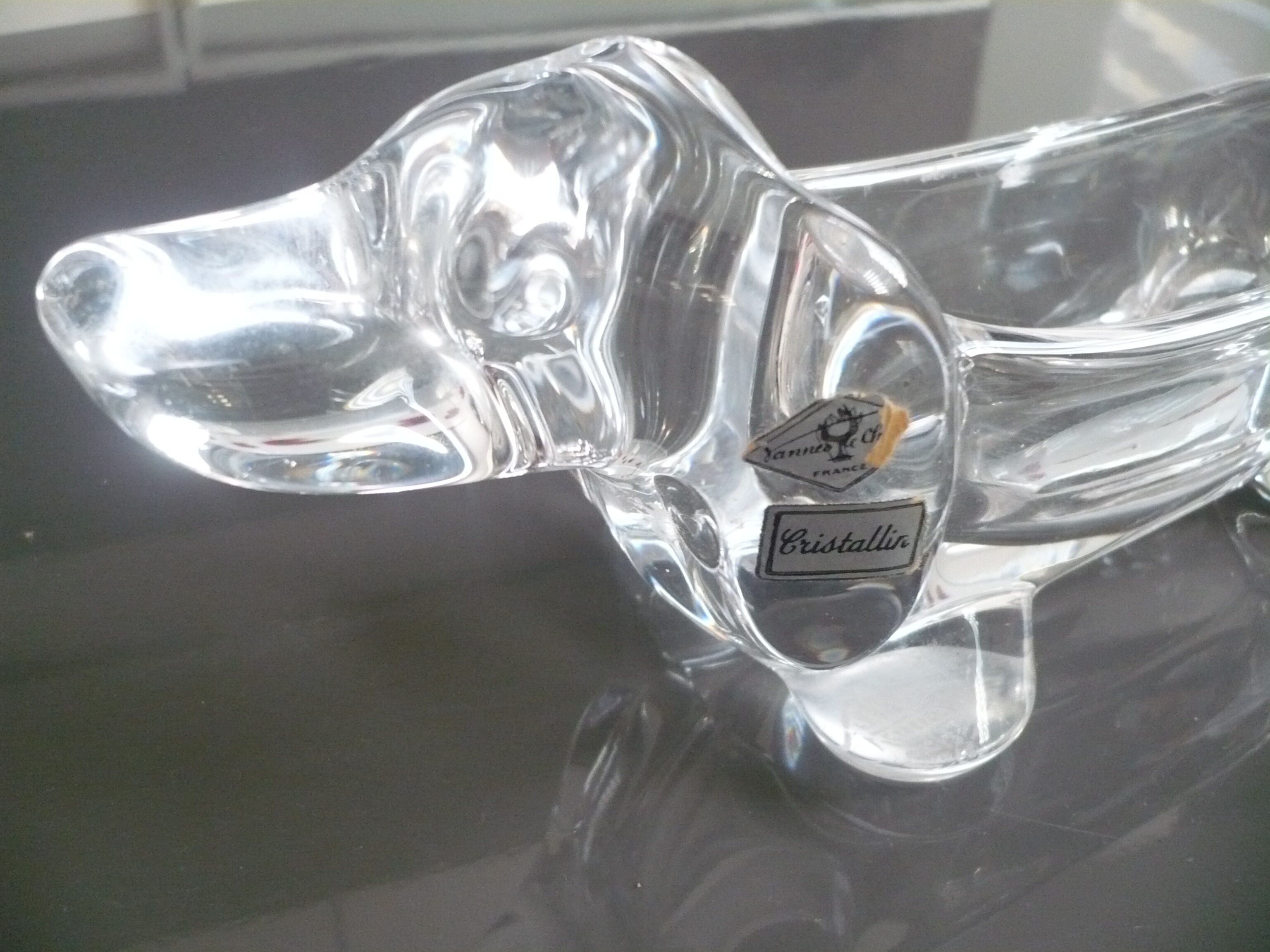 Vacuum pocket dachshund valve crystal france