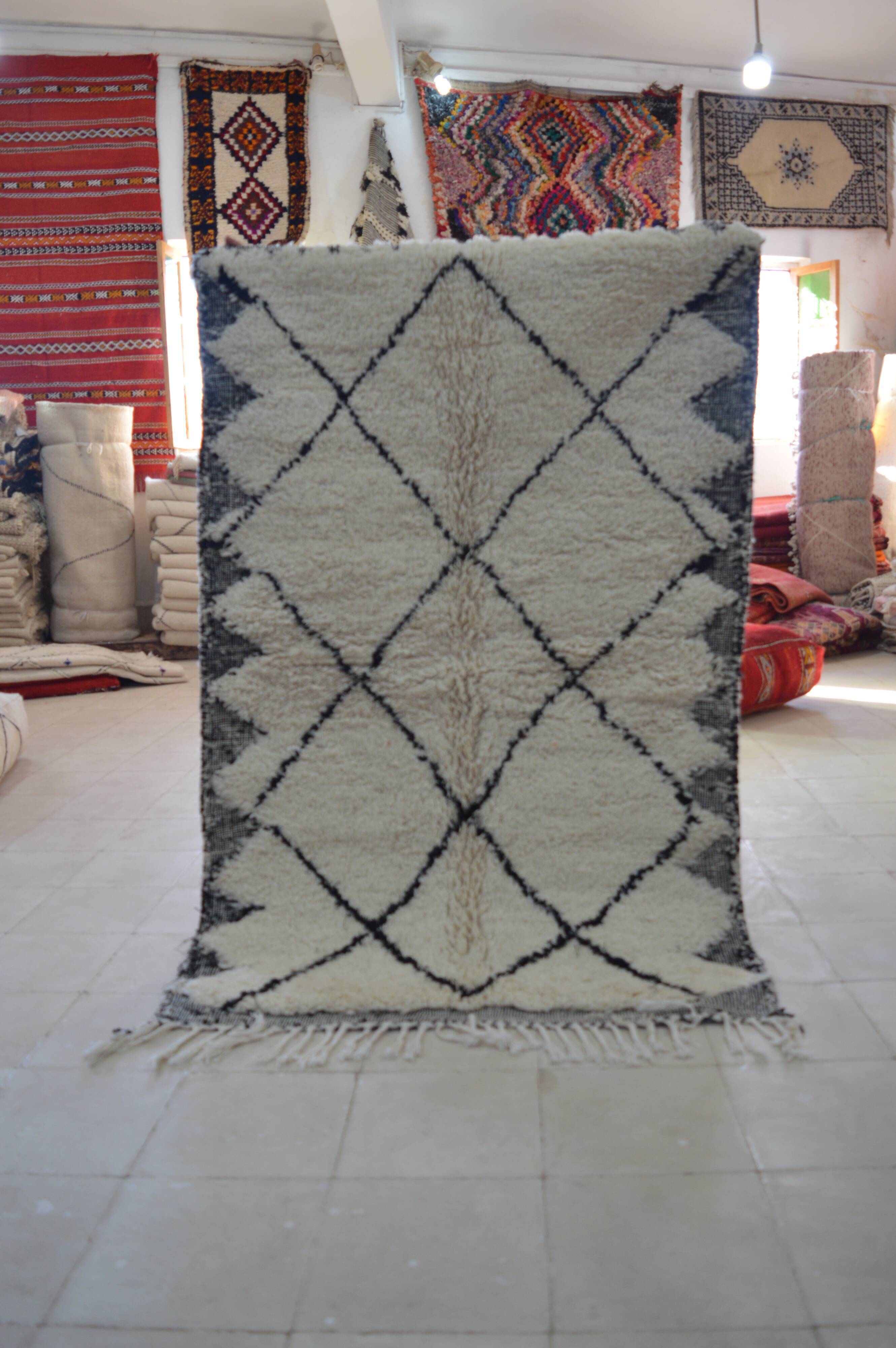 Berber carpet losange 160 x 103cm