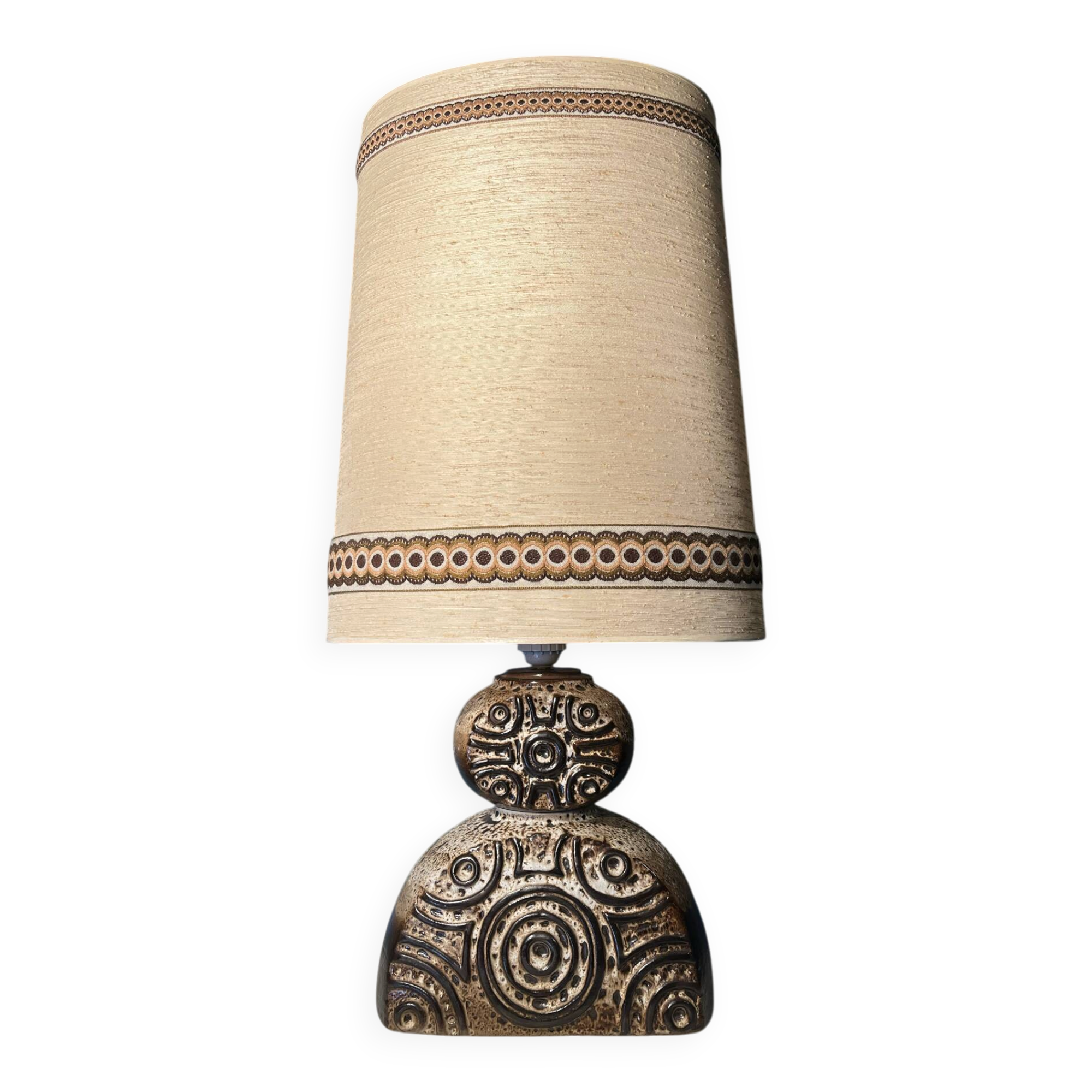 Brutalist ceramic lamp