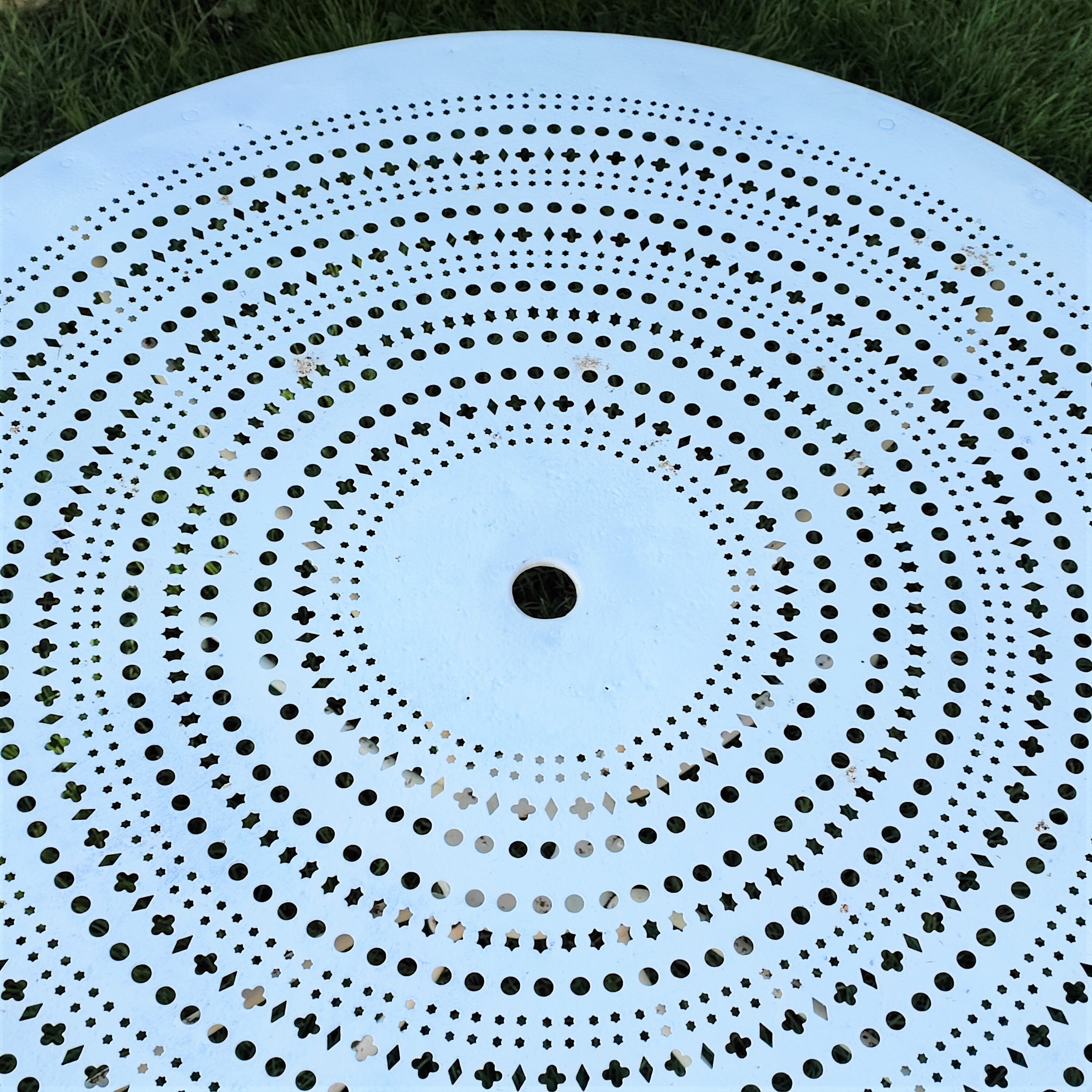 Table de jardin