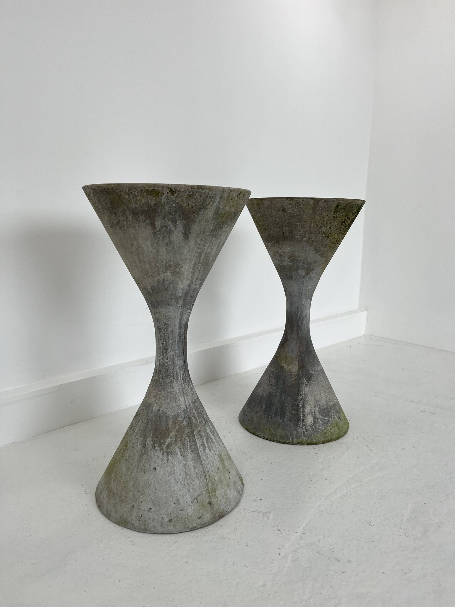 2 jardinières Anton Bee et W. Guhl édition Eternit, 1958