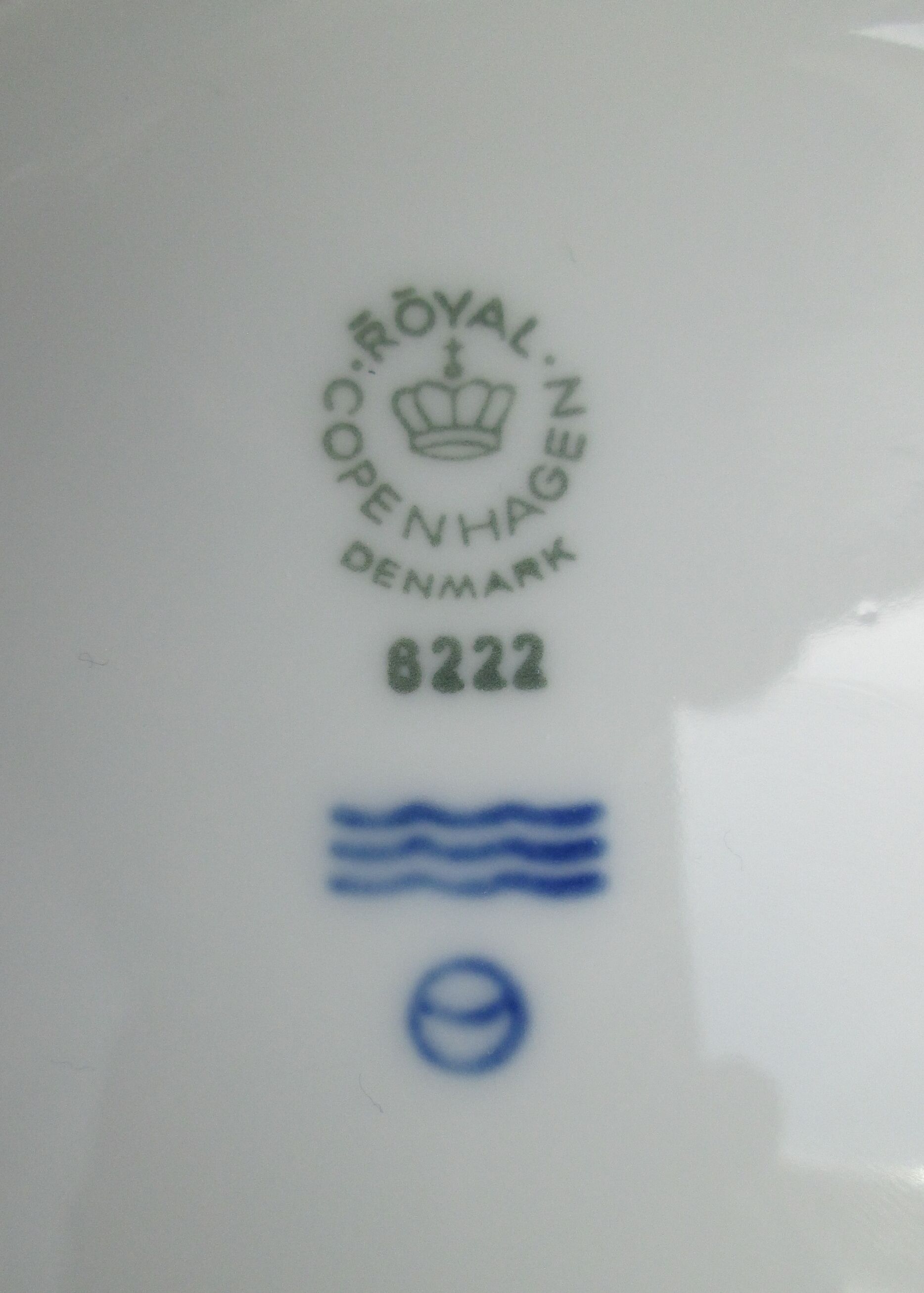 Coffee pot Grethe Meyer Royal Copenhagen 1972