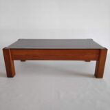 Vintage coffee table in solid elm and smoked graphit from the years 70