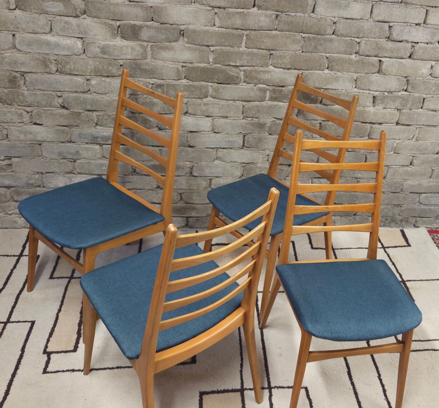 Lot de 4 chaises scandinaves vintage années 1960