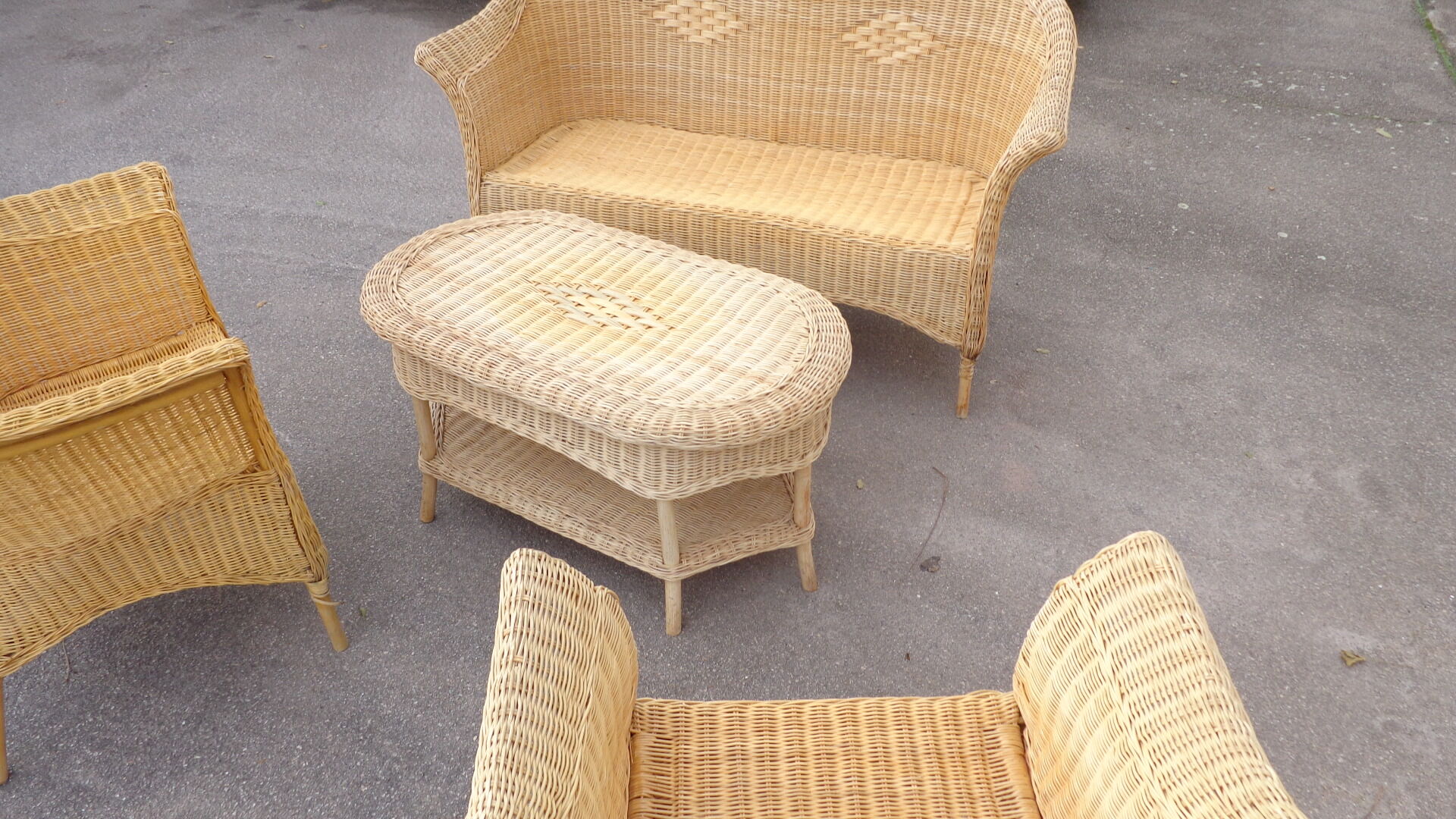 Wicker garden furniture 4 pieces