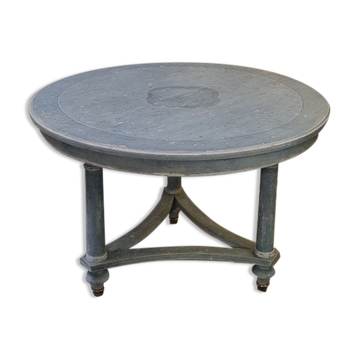 Round table