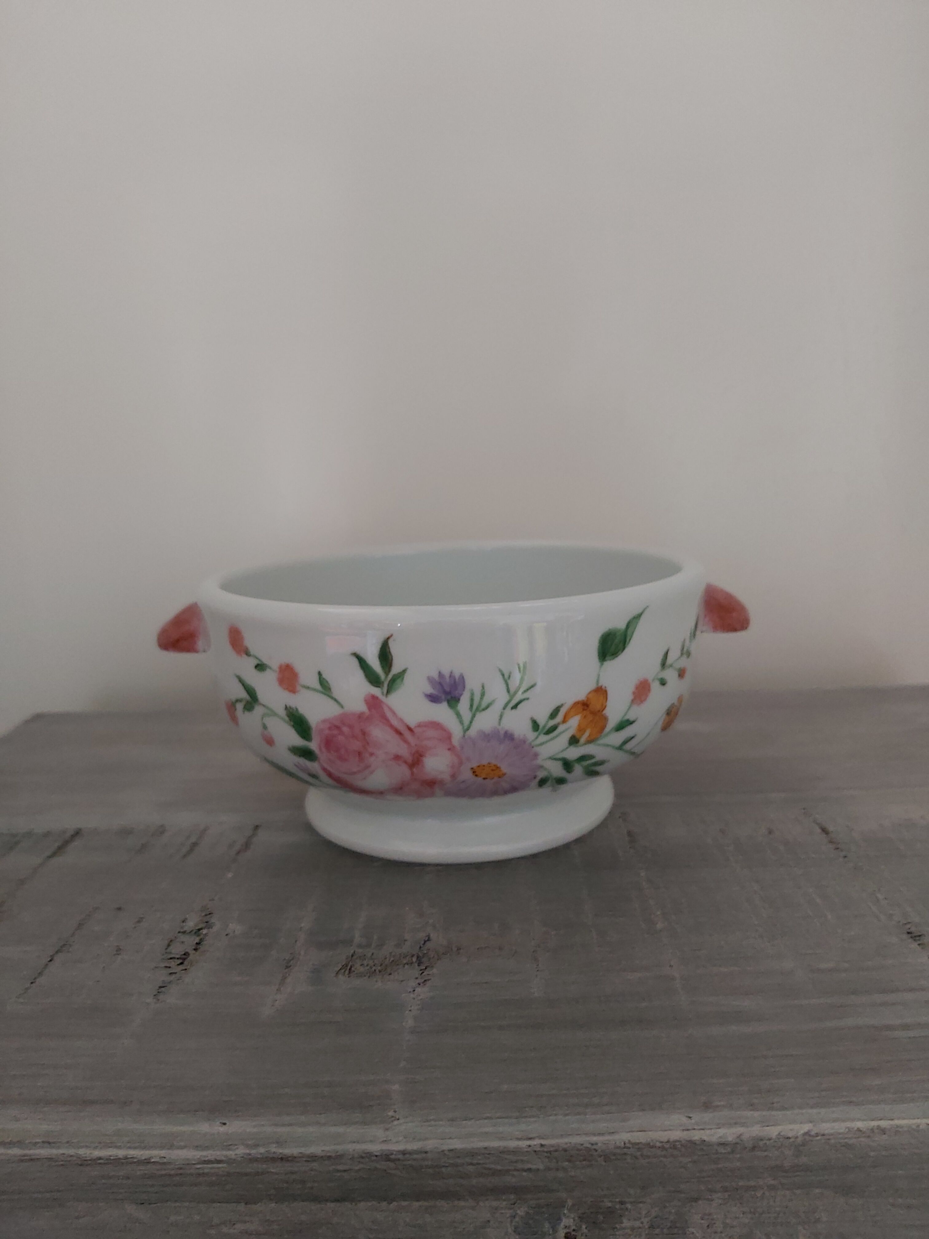 Flared bowl with CNP porcelain handles signed M.C.B. Noël 1980