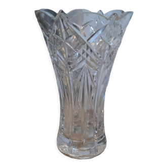 Vase en verre taillé cristal