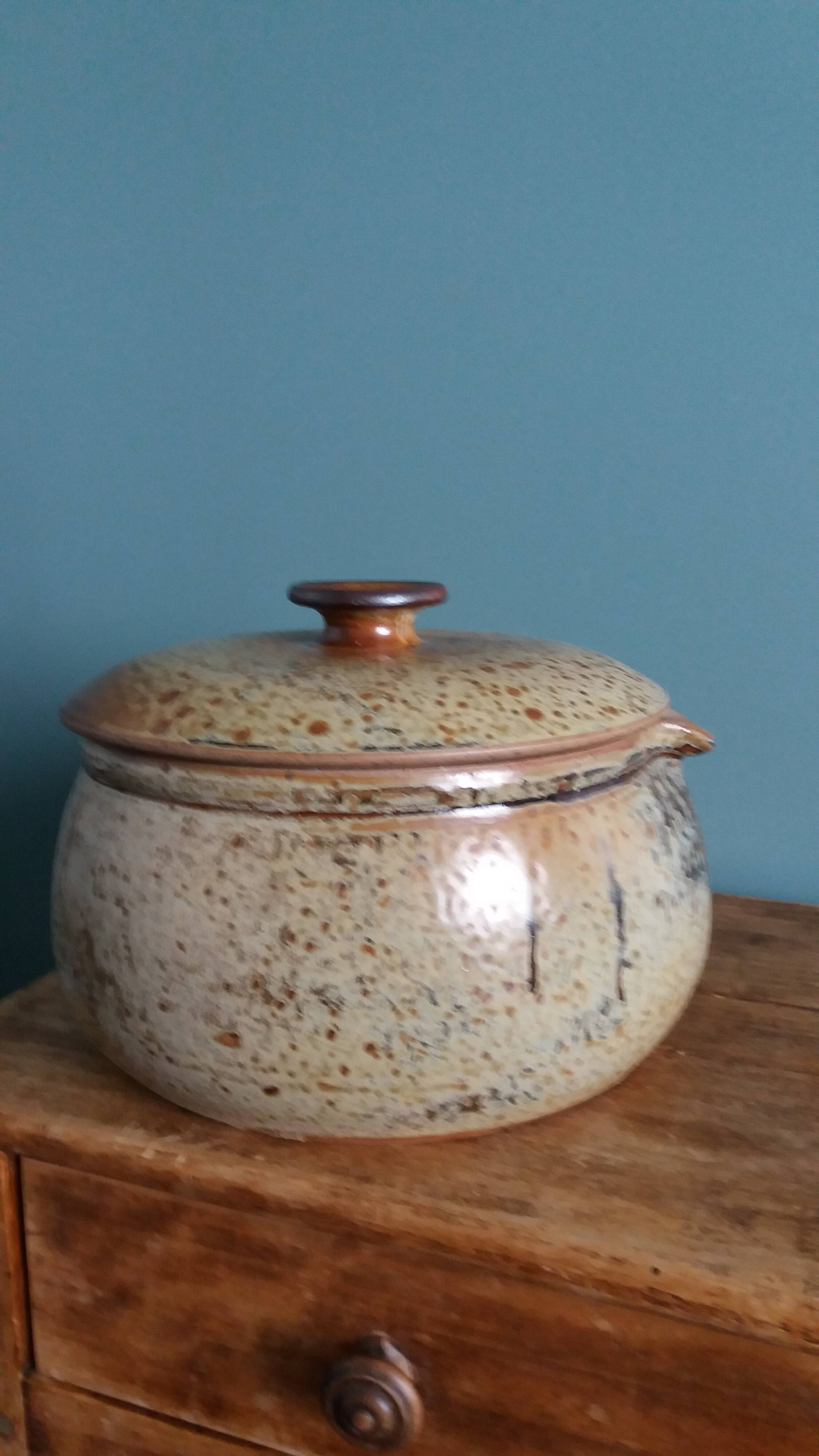Large stoneware tureen/caquell from Puisaye, signed Jean-Pierre Prud'homme