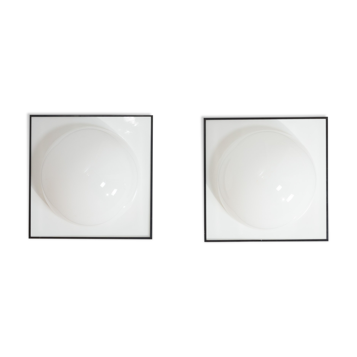 Paire d’appliques murales en acrylique italiennes extra large Space Age