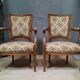 Paire de fauteuils de style Louis XVI