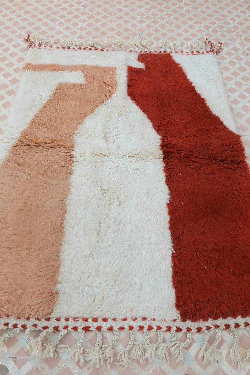 Traditional handmade Berber rug 250cmx150cm