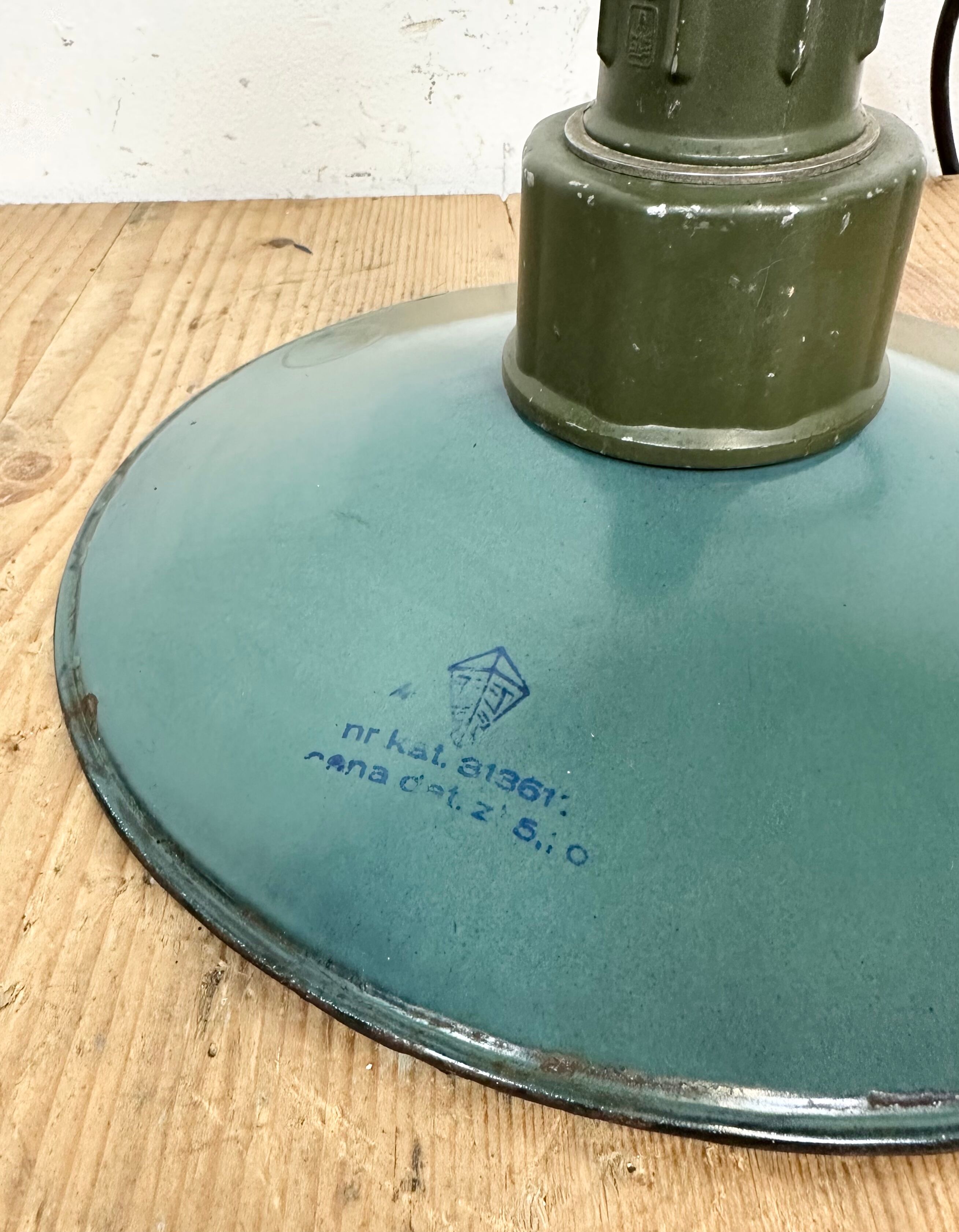 Industrial Green Enamel Pendant Lamp with Cast Aluminium Top, 1960