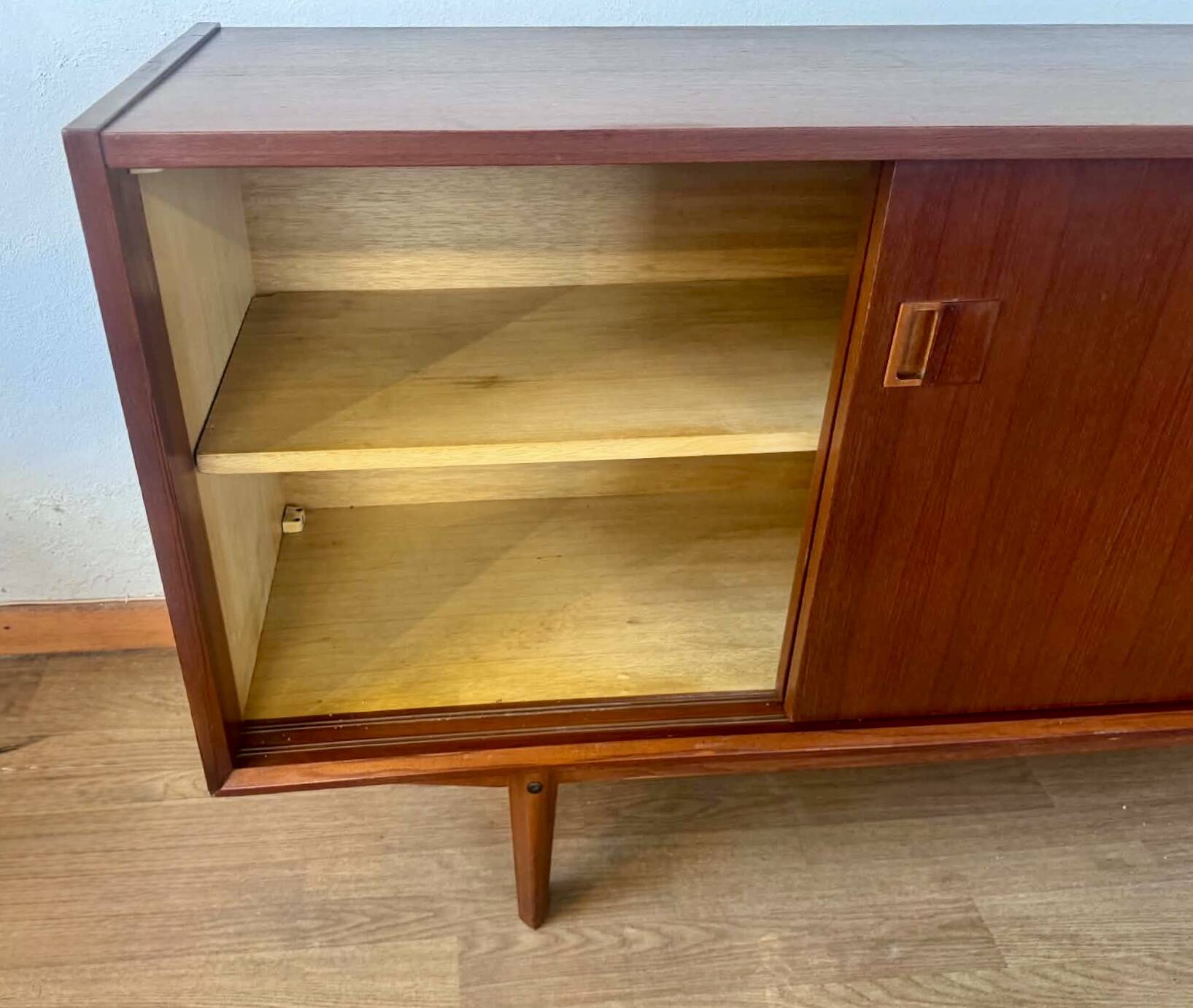 Scandinavian teak sideboard, 230 cm long, with 3 doors and 4 drawers.