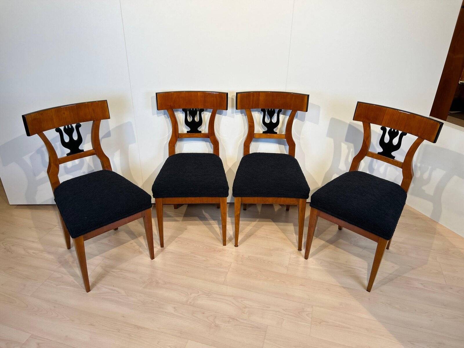 German Biedermeier Chairs in Cherry Veneer, 1830, Set of 4