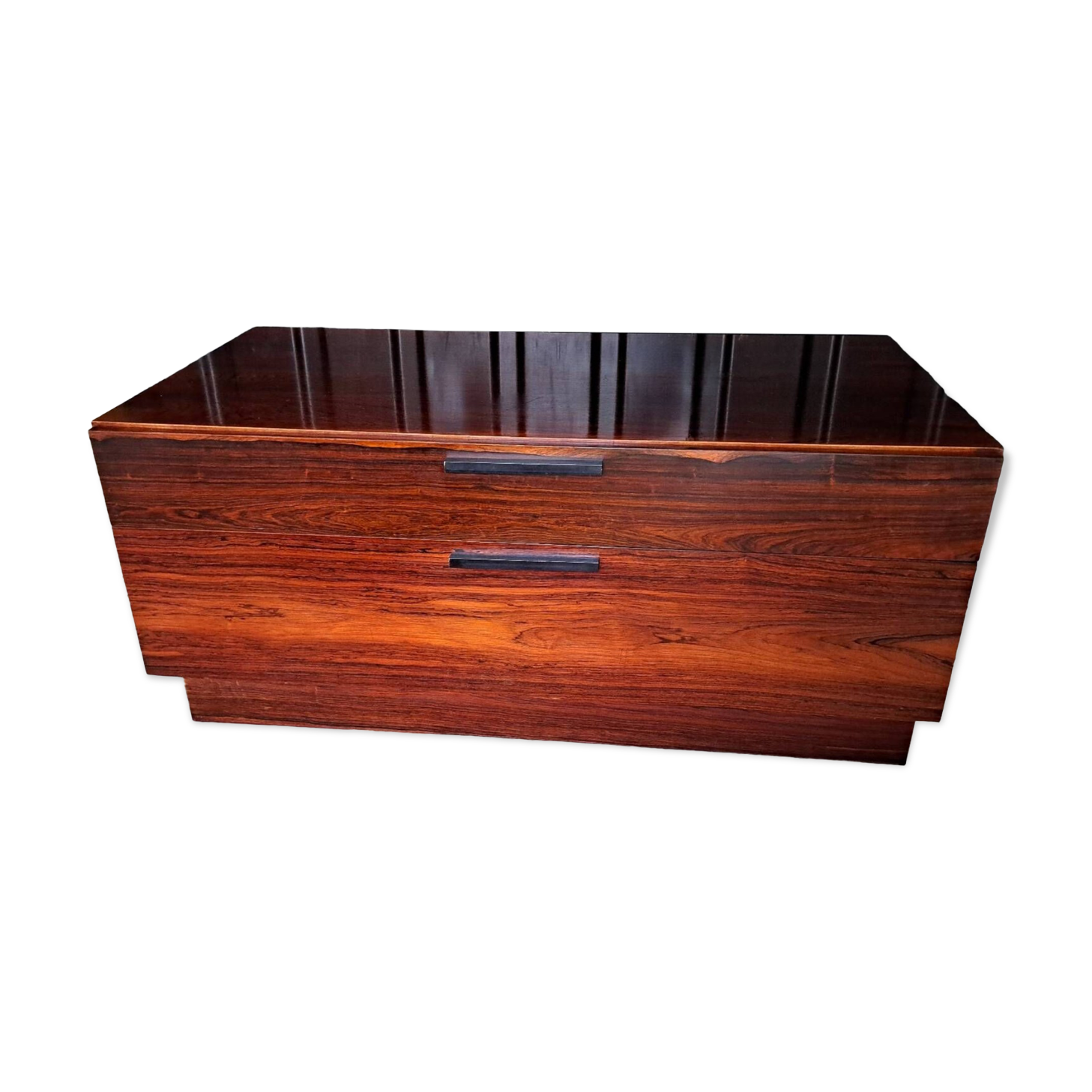 Kofod-Larsen chest of drawers in rosewood