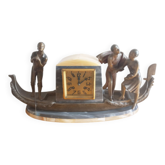 Art Deco clock travels to Venice