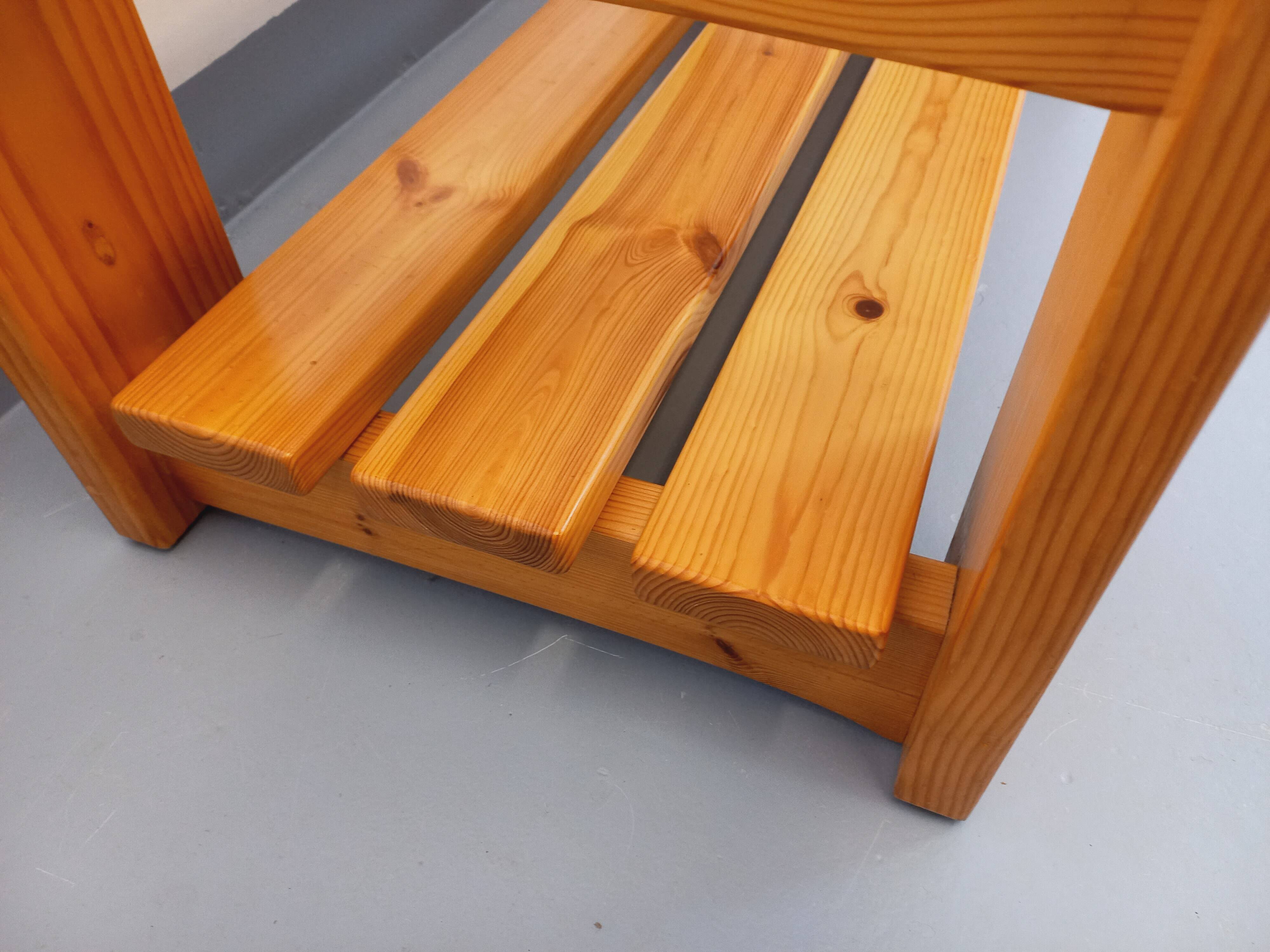 Table basse vintage en pin et verre fumé des années 70 80