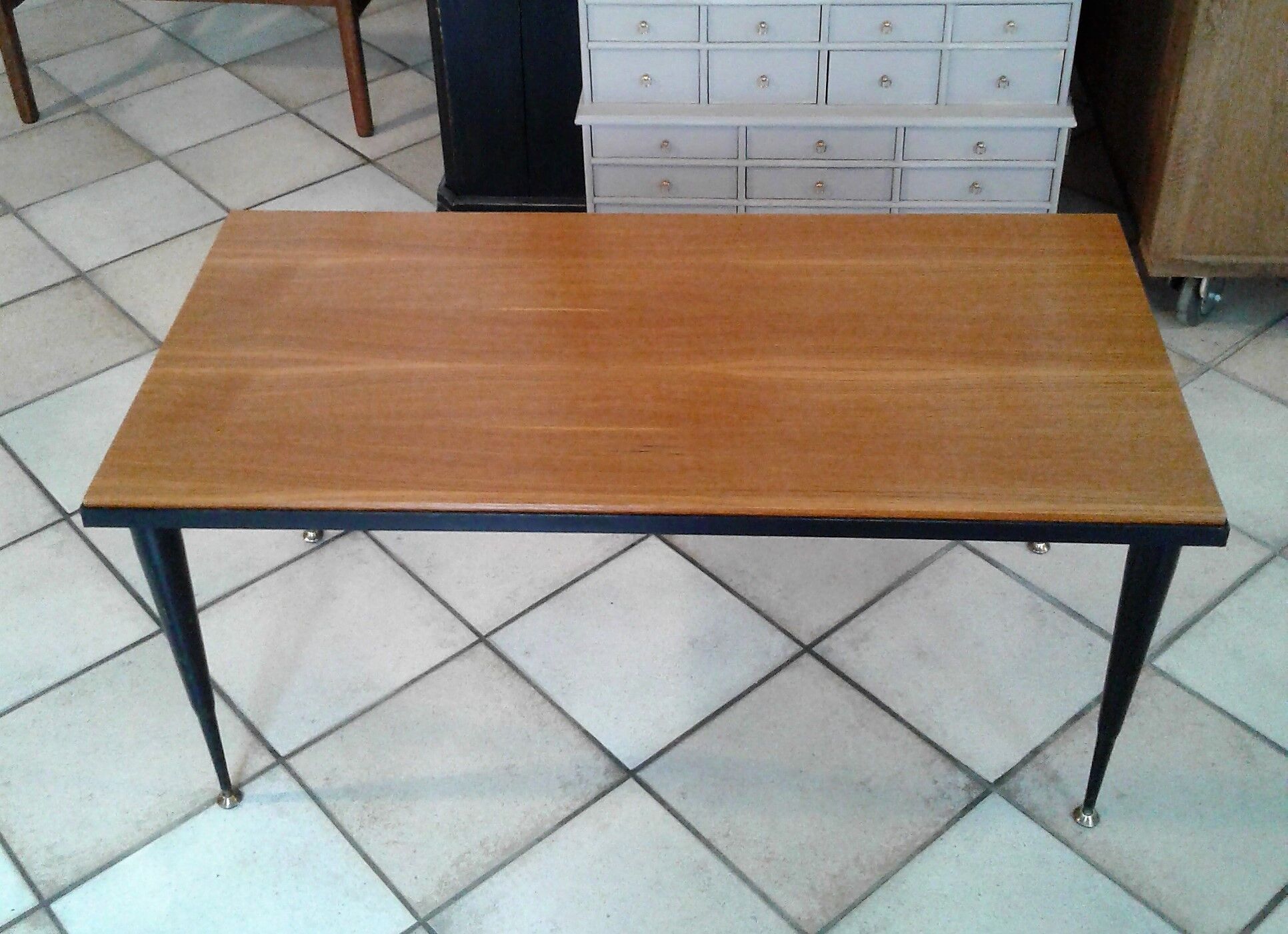 Table low vintage