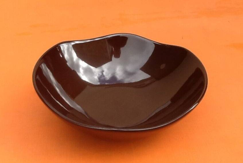 Small dish / Serving bowl Scandinavian polylobed ceramic