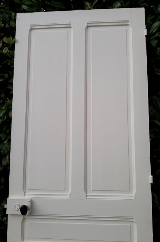 Communication door 82,3x218,1cm old molded