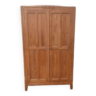 Parisian wardrobe, wardrobe