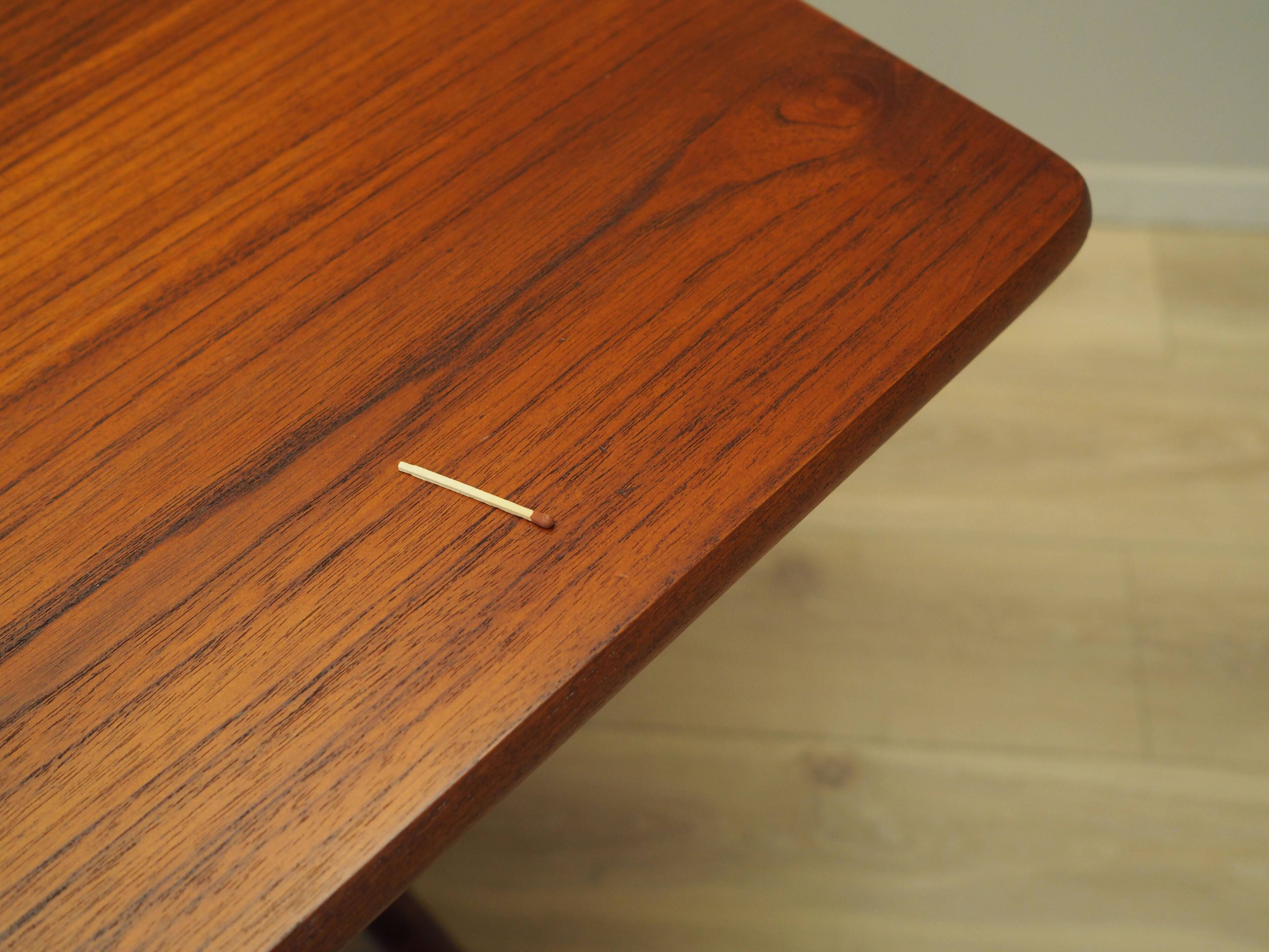 Table danoise en teck par Børge Mogensen pour FDB, années 1960