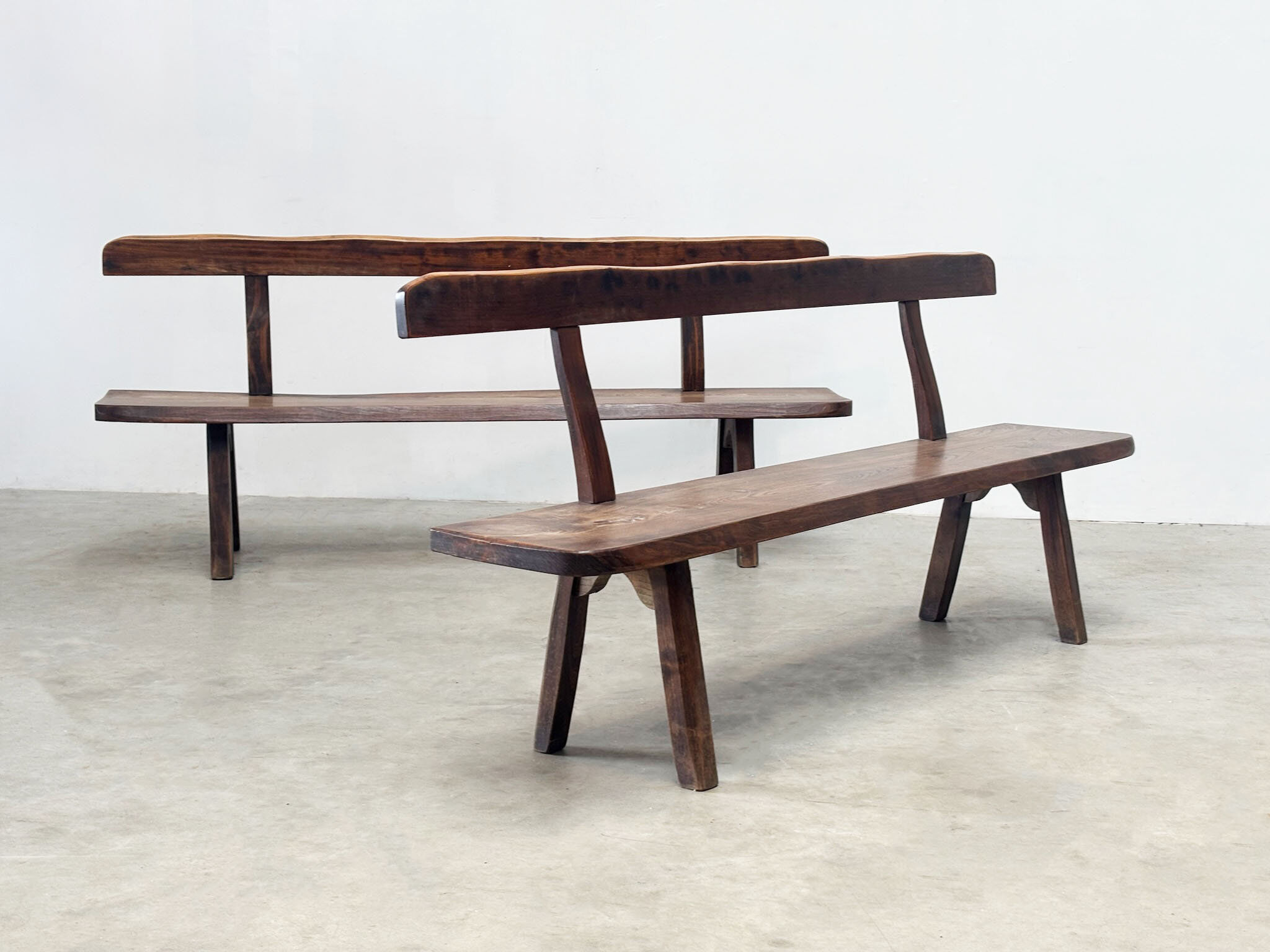 Banc sculptural en chêne par Aranjou