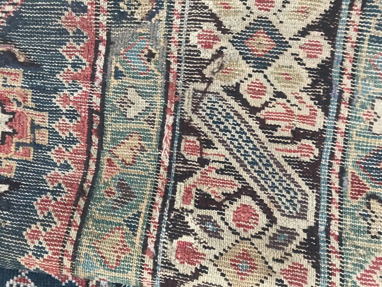 Old caucasian rug shirawan 19th handmade 105x148 cm