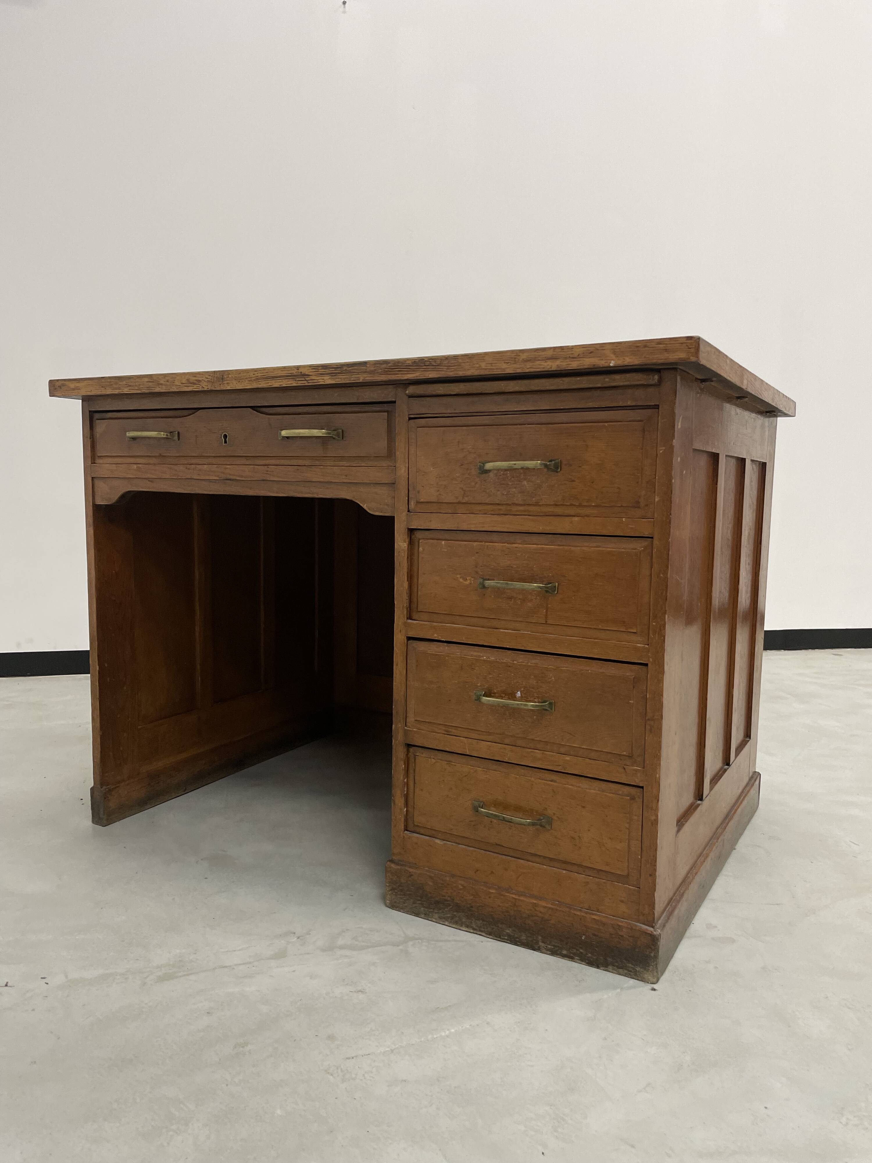 Oak and veneer counter or desk