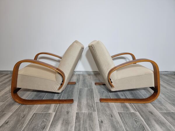 Fauteuils by Miroslav Navratil