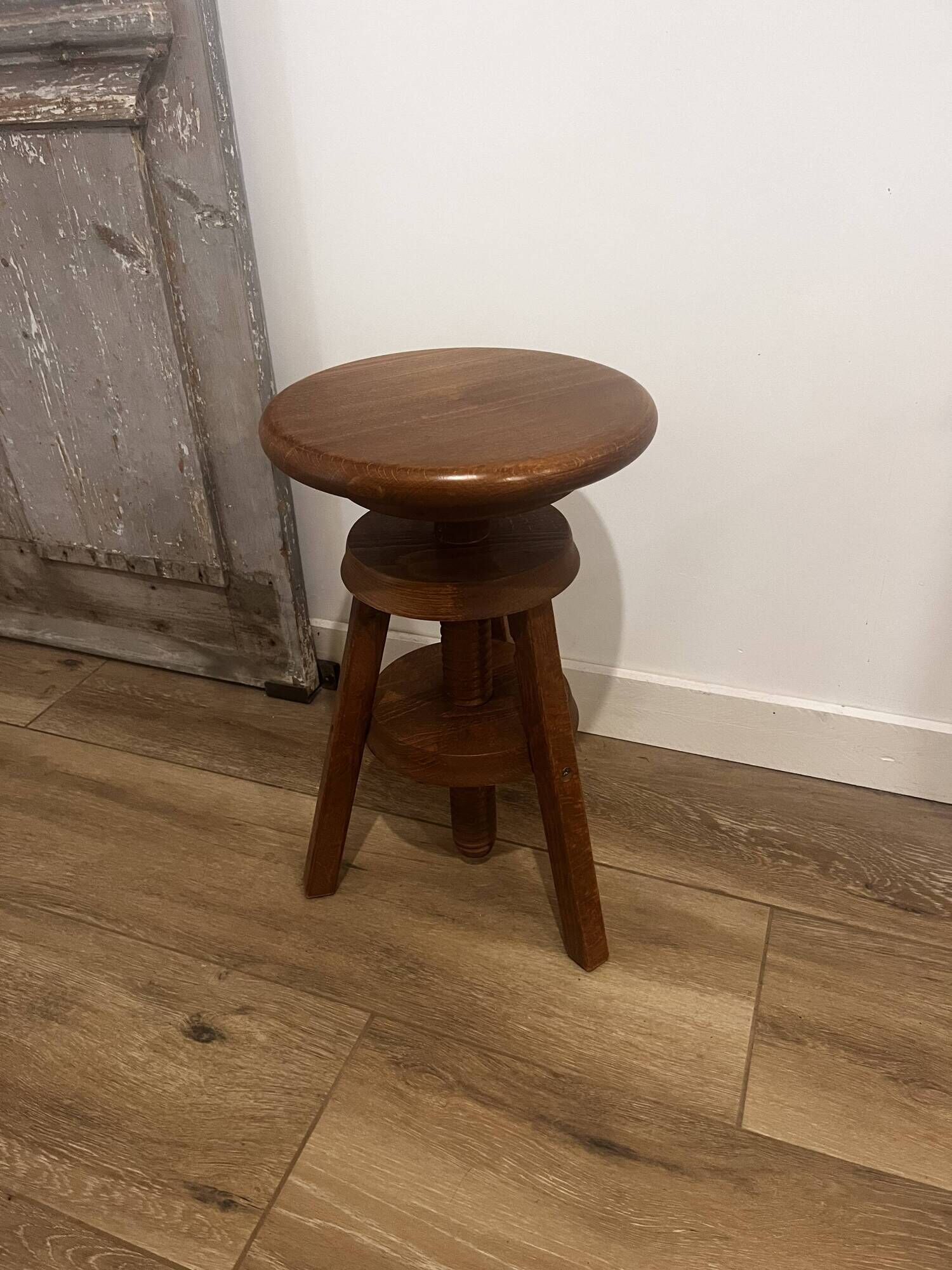 Architect's stool