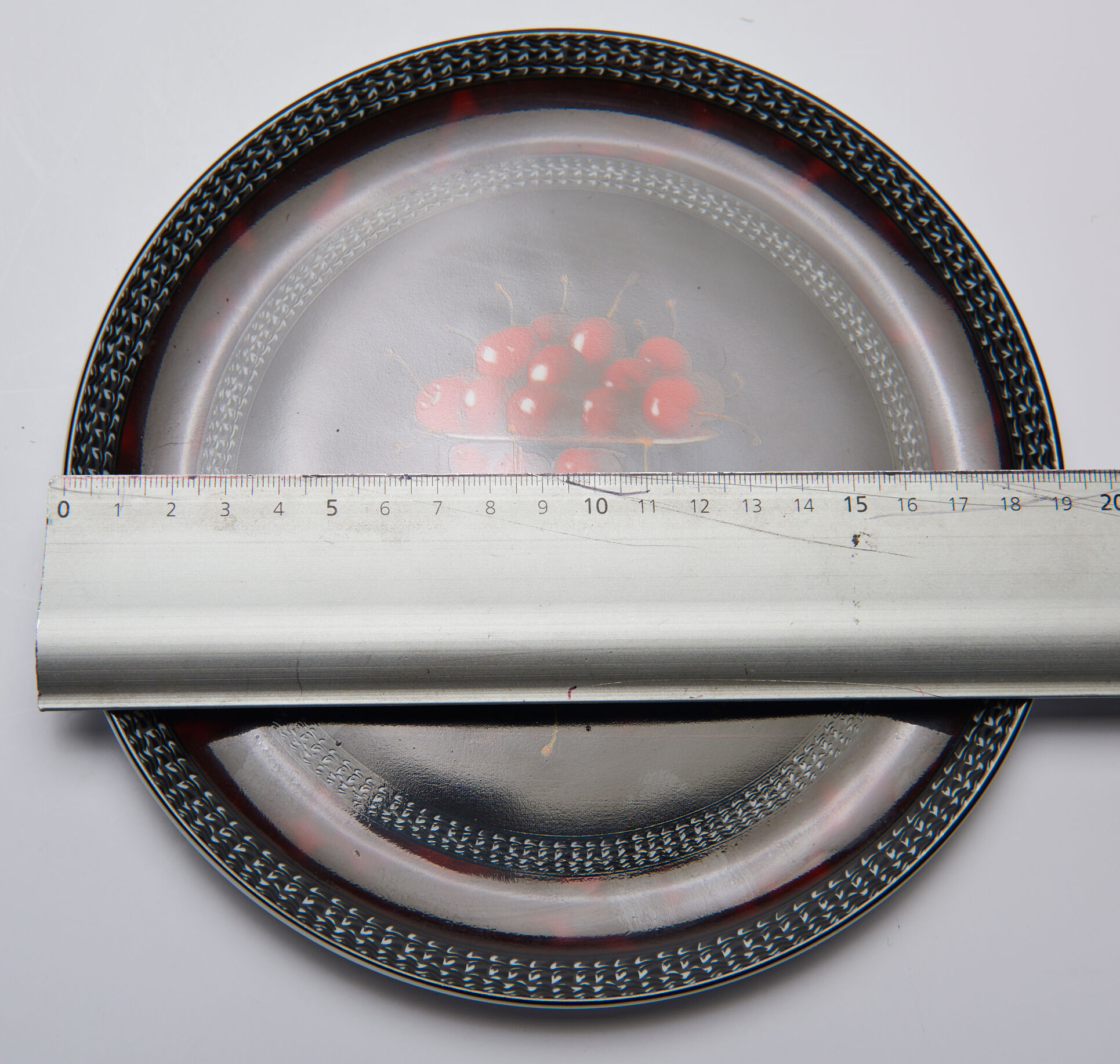 6 Dessert plates Bernardaud by the painter Chauray