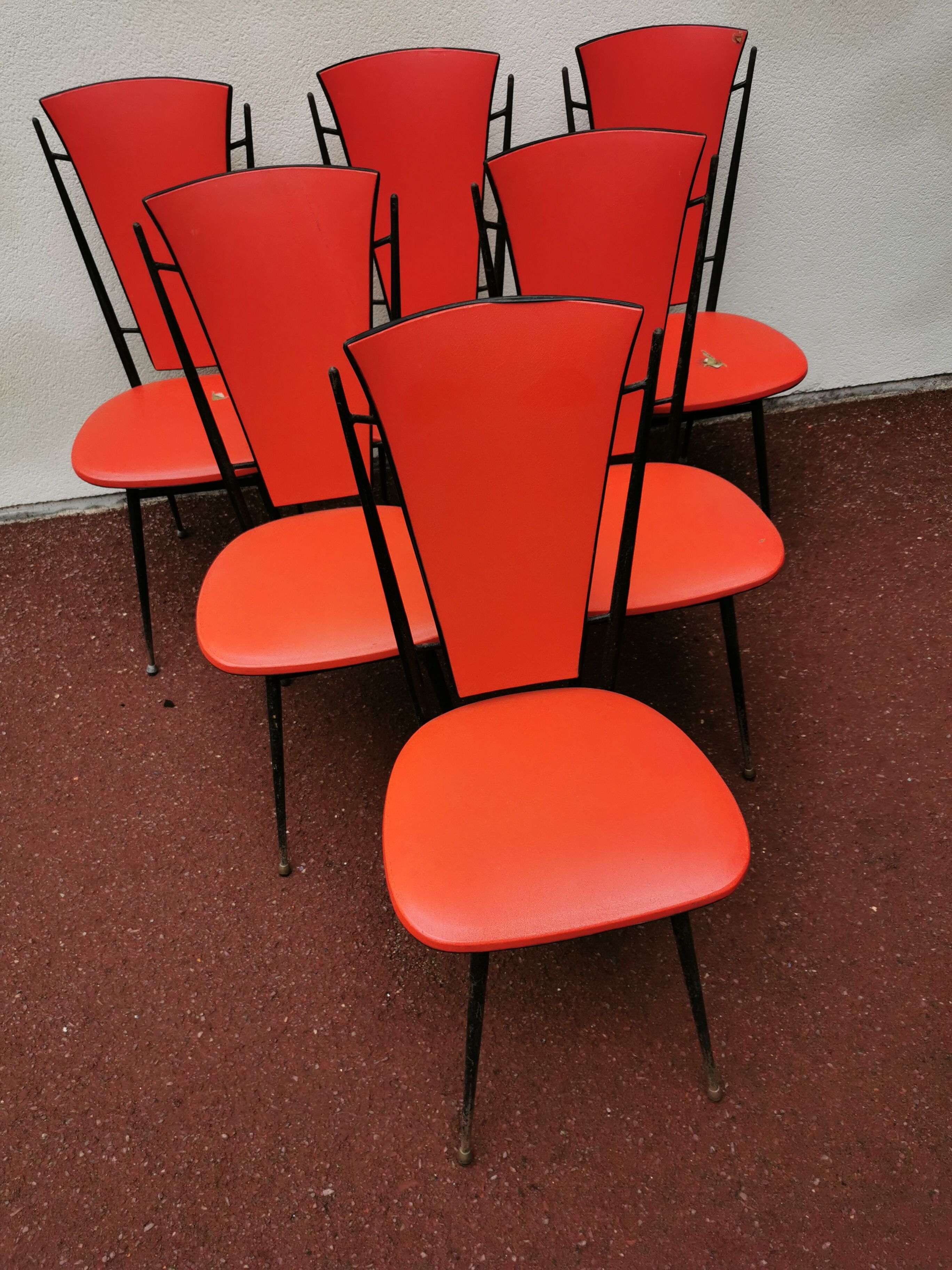 series of 6 Vintage red chairs design COLETTE GUEDEN 60s