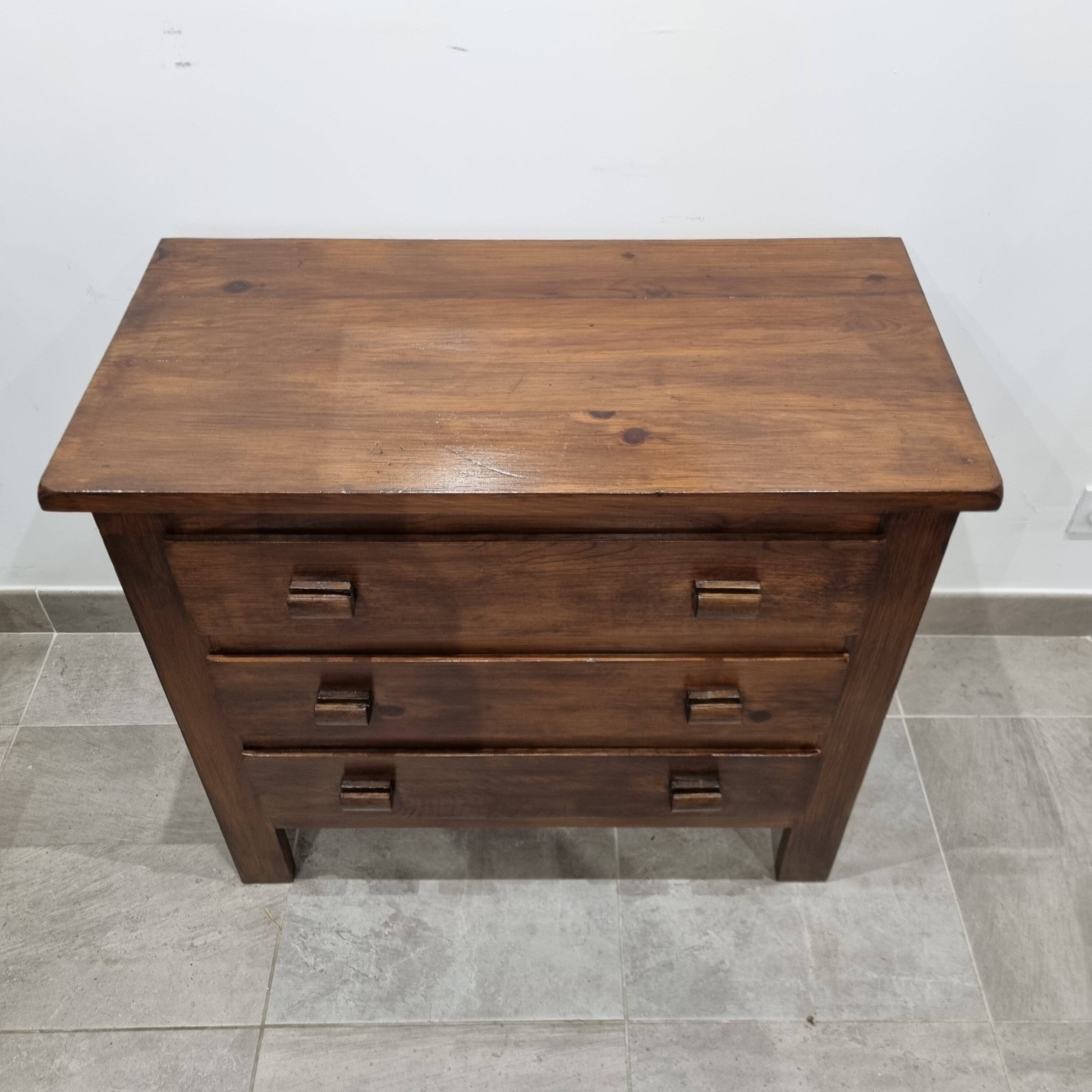 Commode en bois