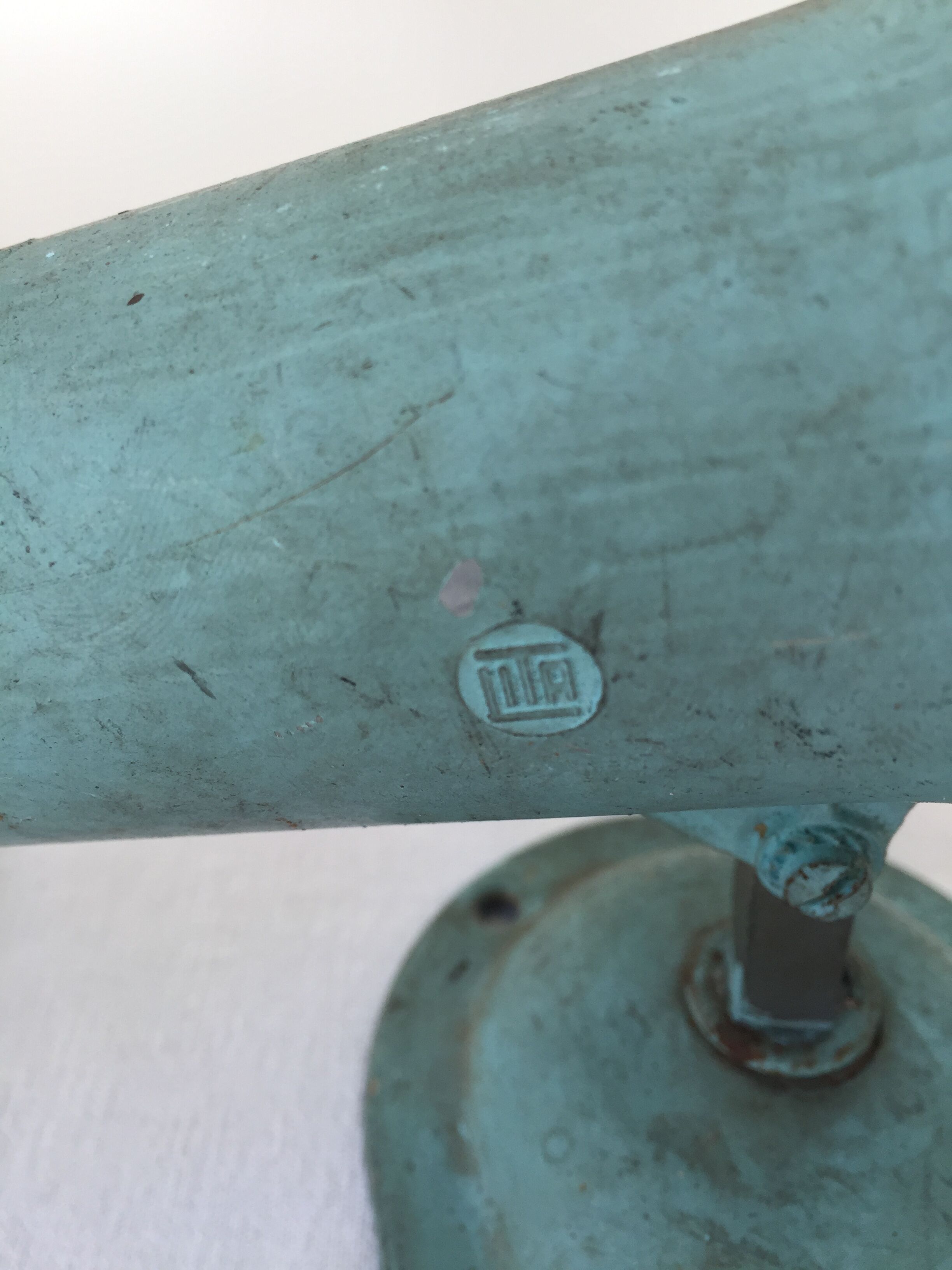 2 wall lights amps Lita