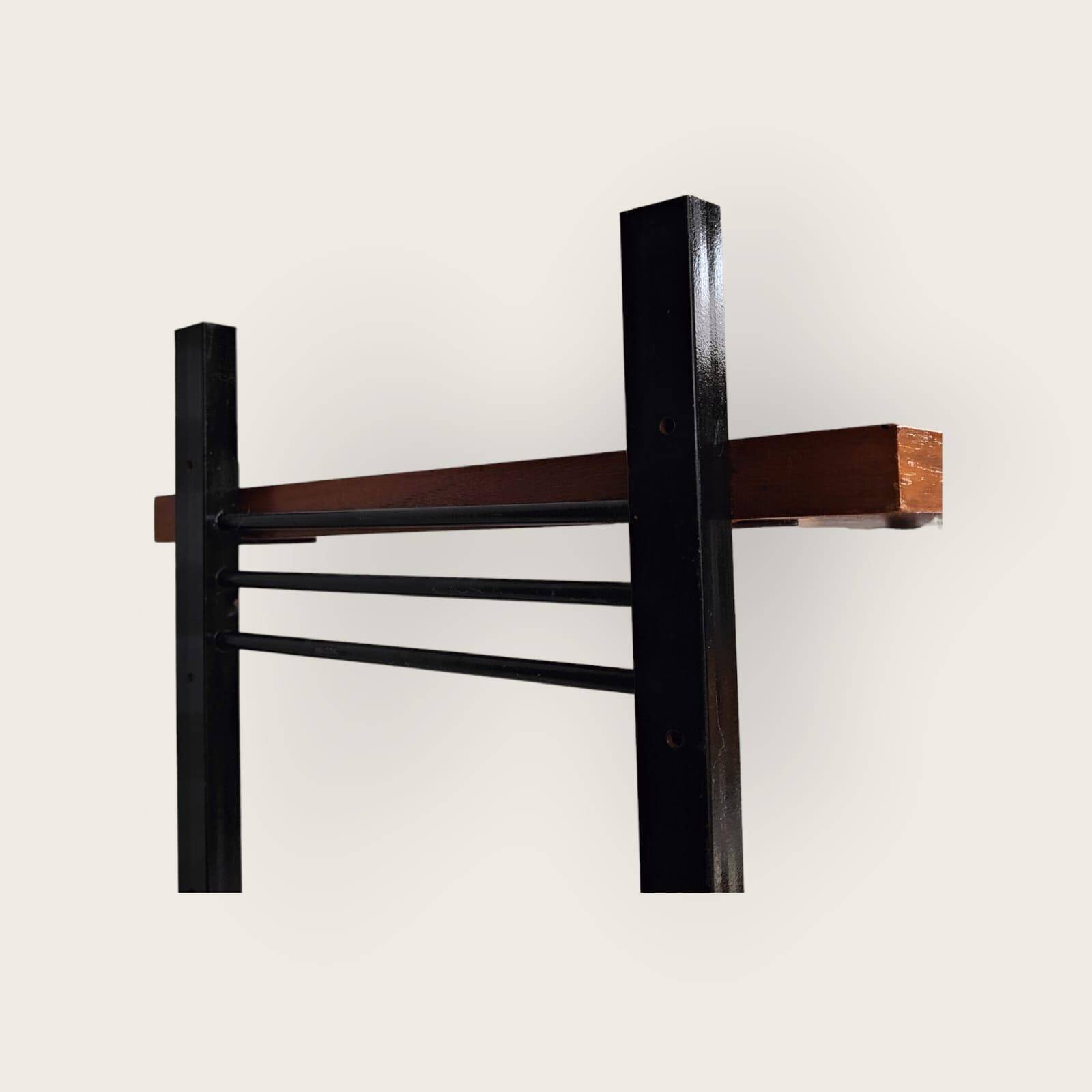 Système mural du milieu du siècle