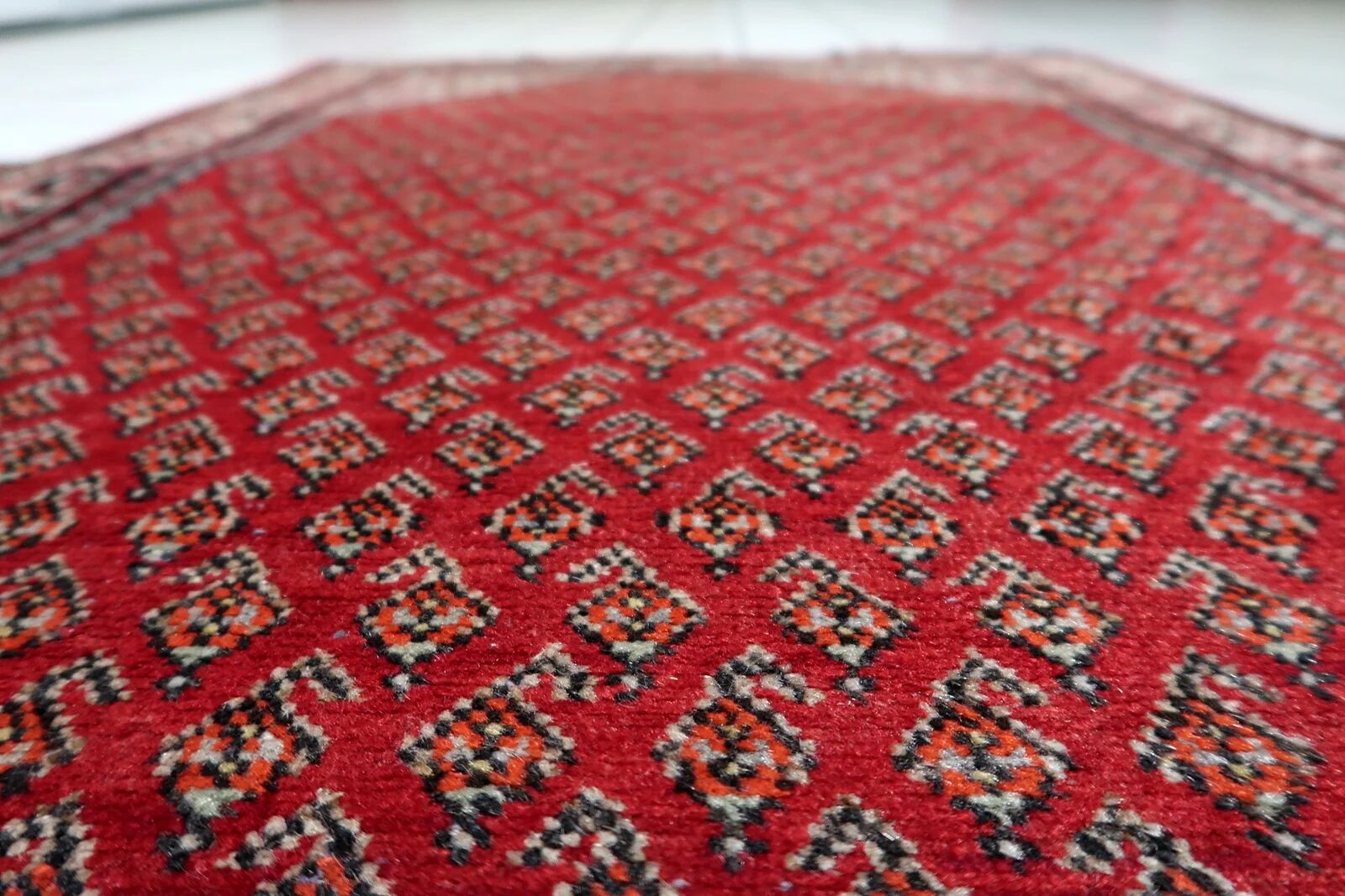 1950s Handmade Wool Boteh Rug, Red and Ivory, 104 × 156 cm - 1C1299