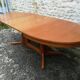 Table scandinave