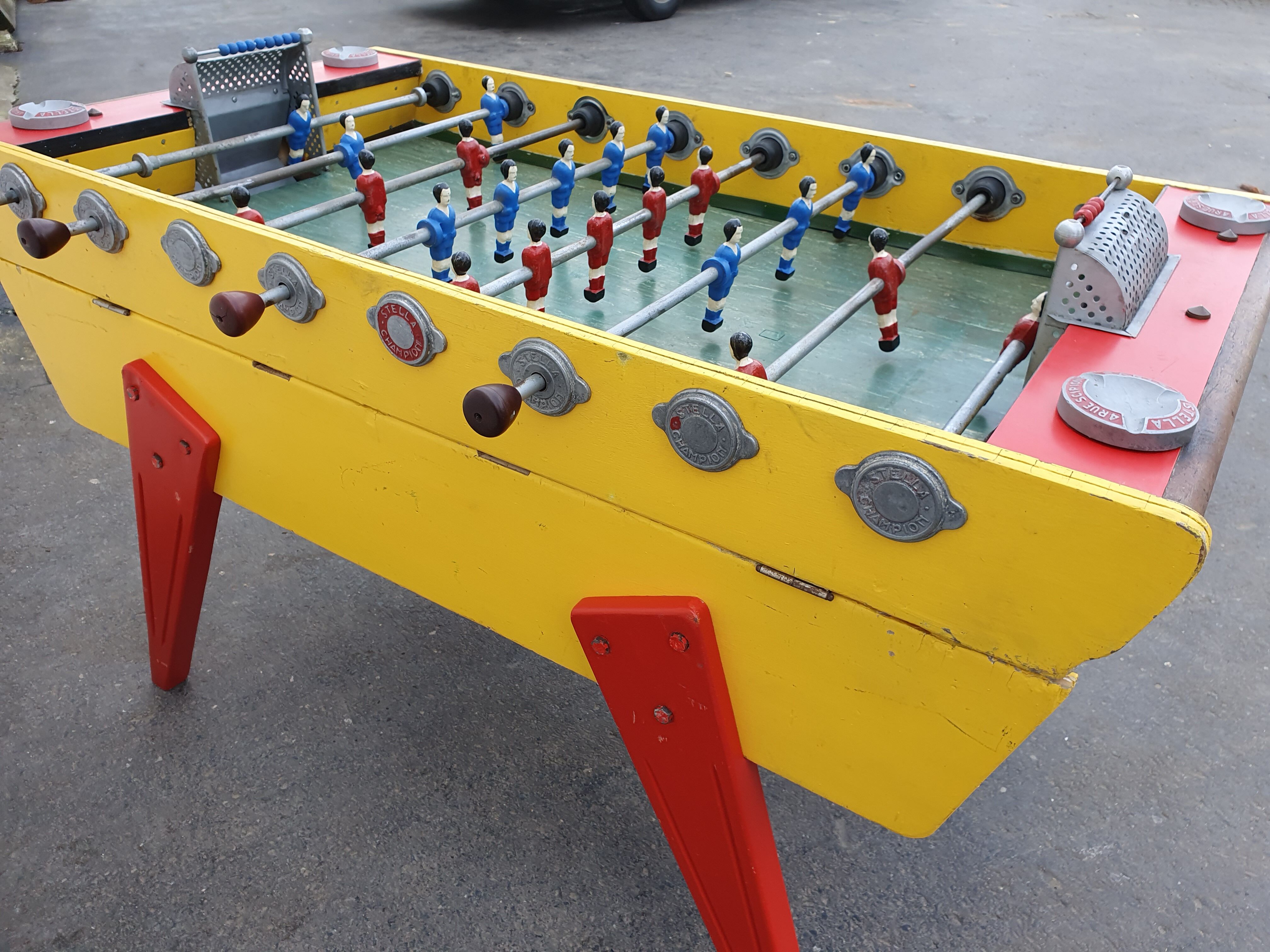 Ancien baby foot Stella champion