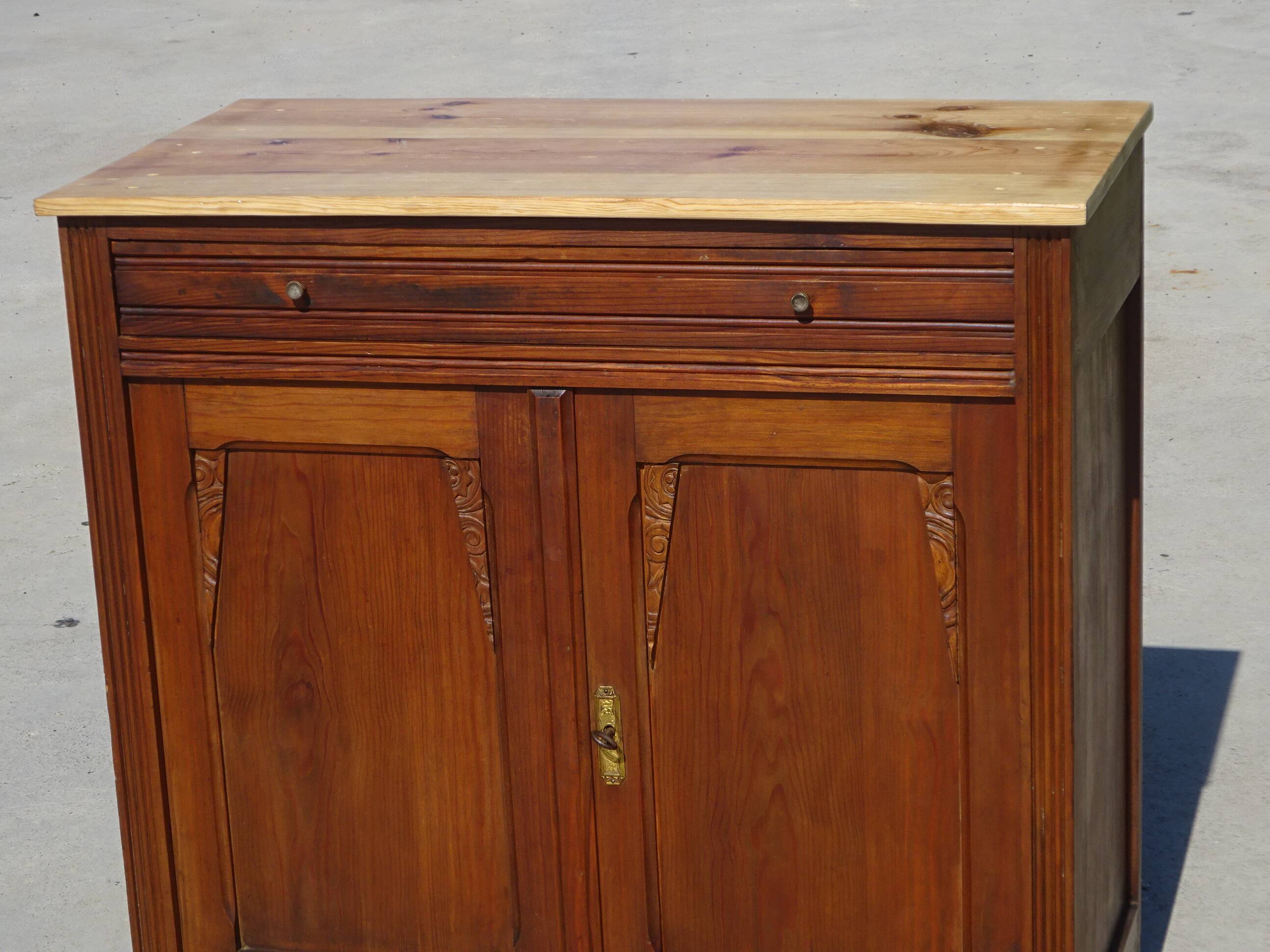 Small Art Deco buffet