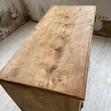 Convenient pine workshop furniture